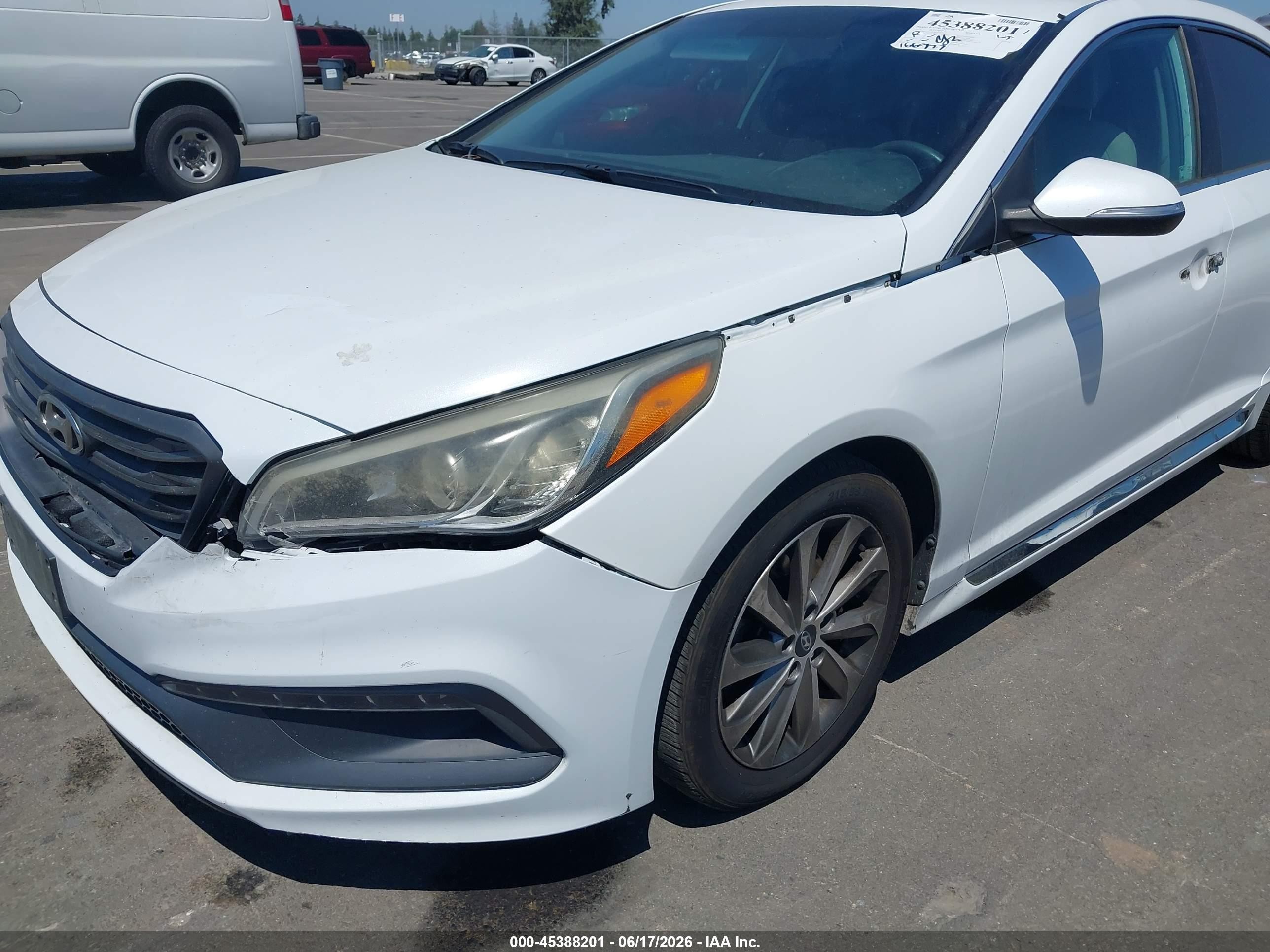 2015 Hyundai Sonata Sport White vin: 5NPE34AF0FH232763