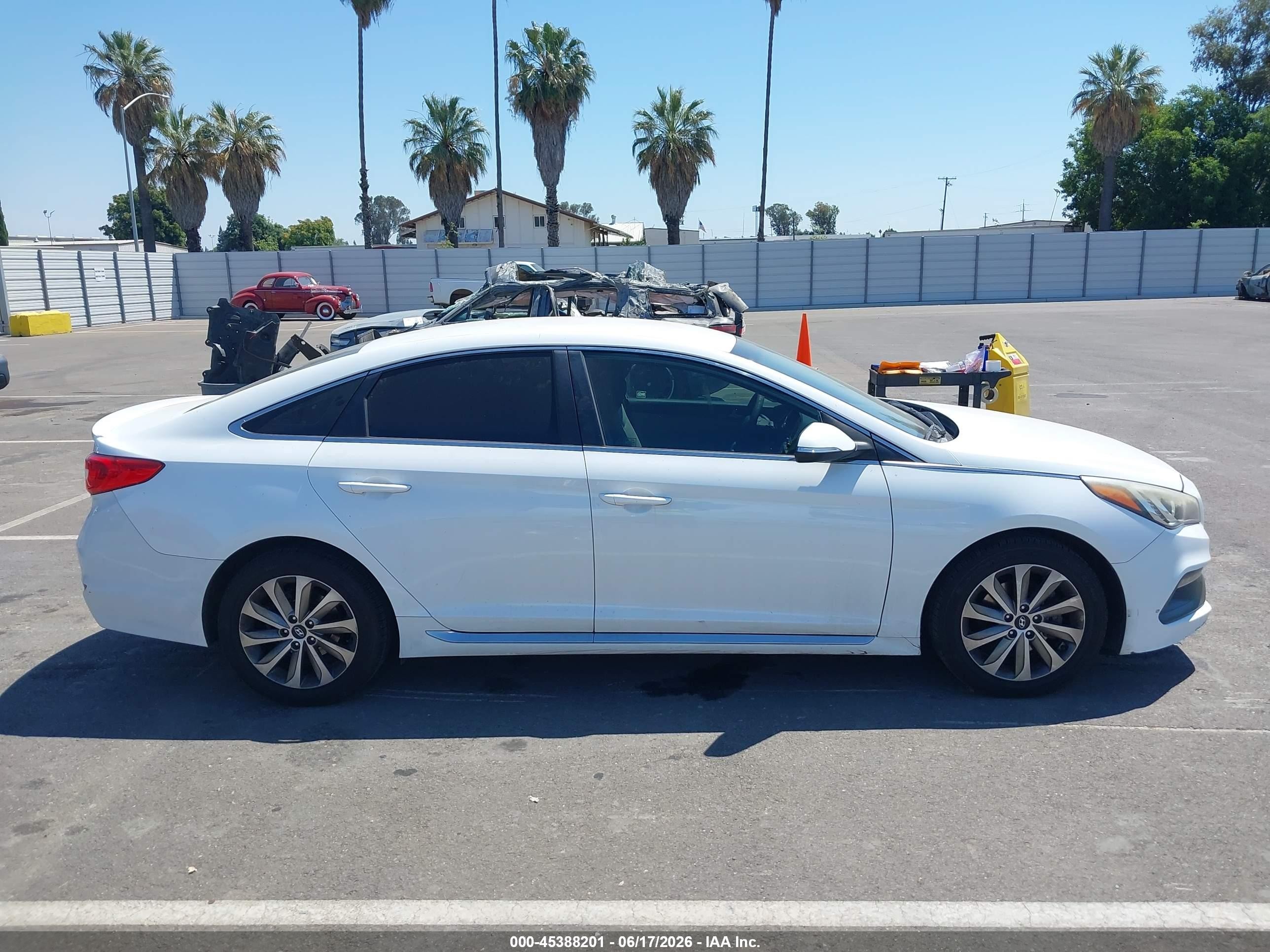 2015 Hyundai Sonata Sport White vin: 5NPE34AF0FH232763