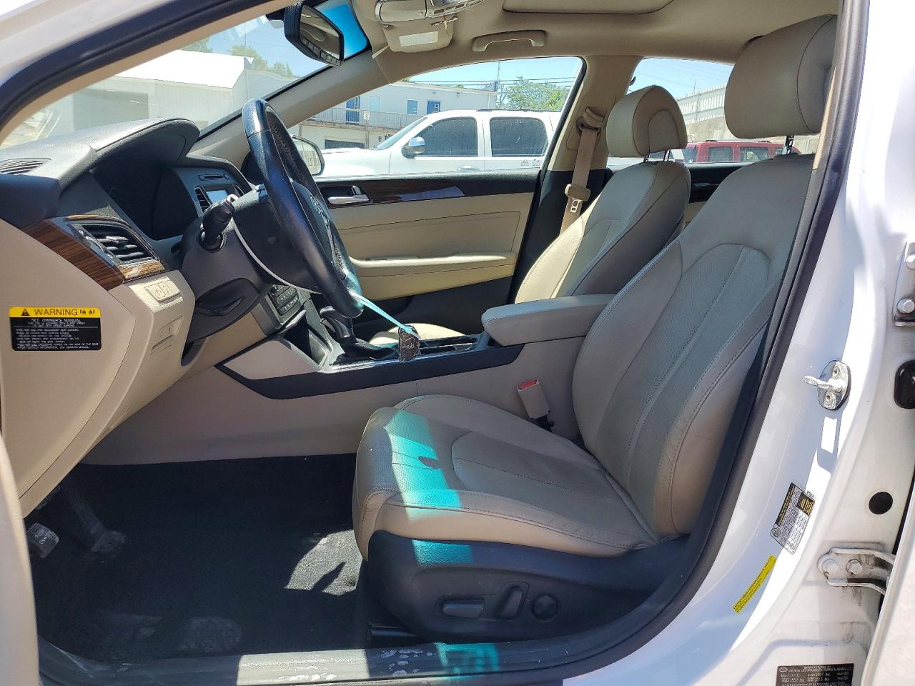 2016 Hyundai Sonata White vin: 5NPE34AF0GH418790