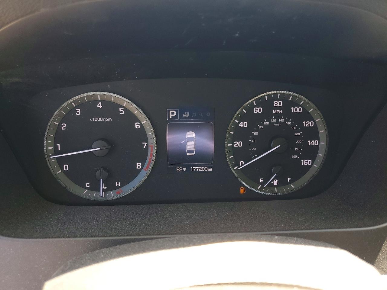 2016 Hyundai Sonata White vin: 5NPE34AF0GH418790