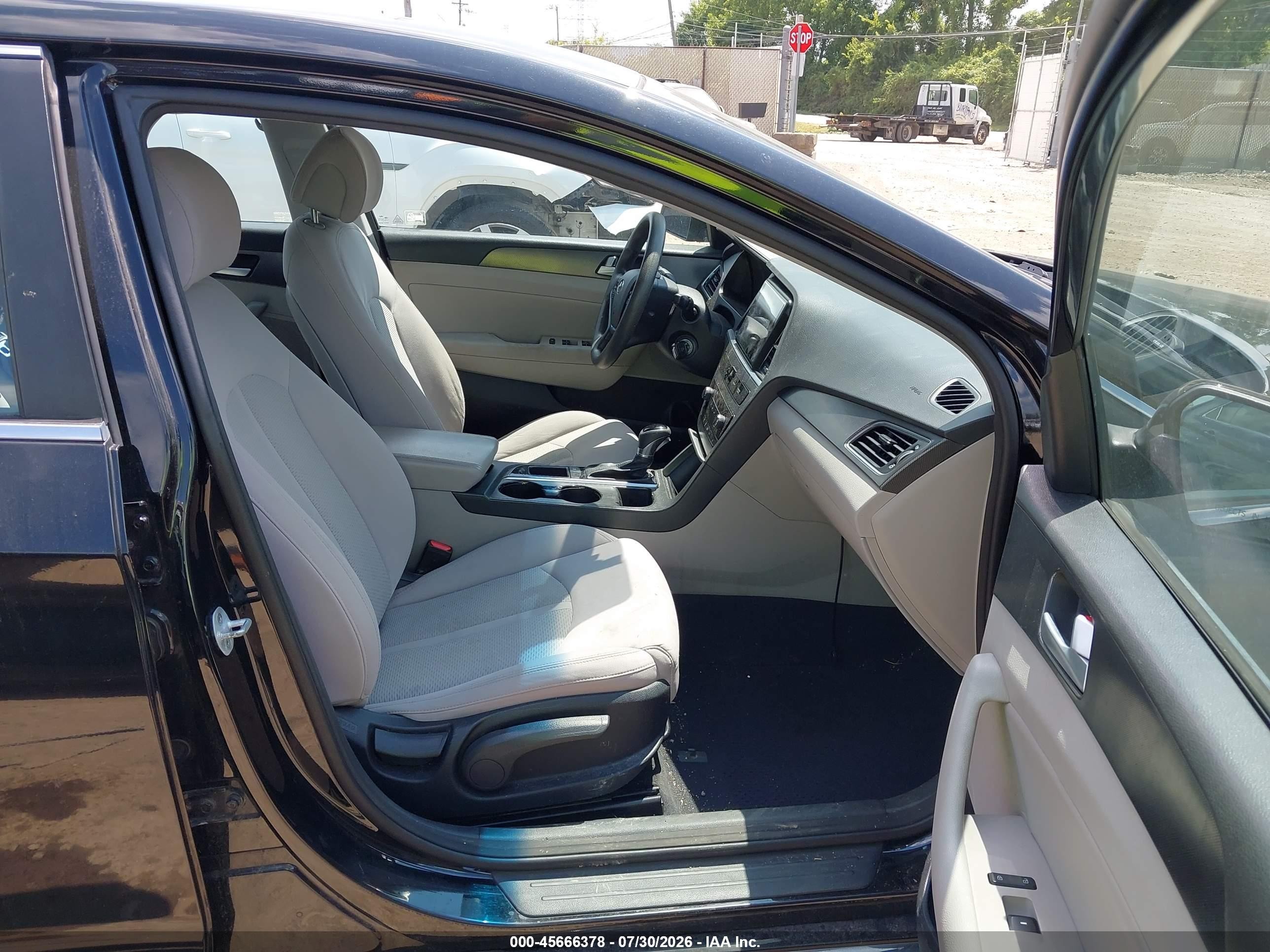 2015 Hyundai Sonata Sport Черный vin: 5NPE34AF1FH042308