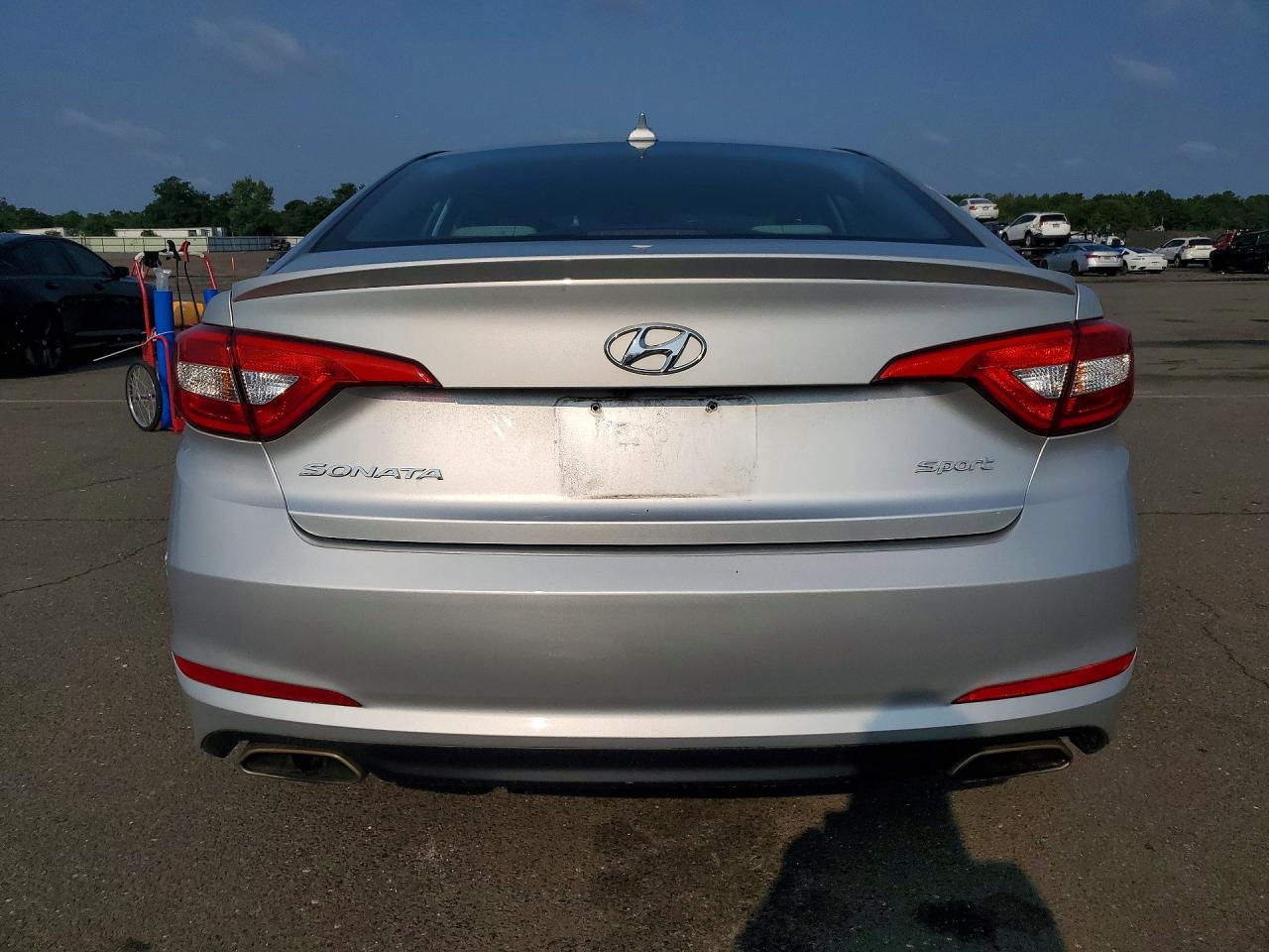 2015 Hyundai Sonata Sport Silver vin: 5NPE34AF1FH057455