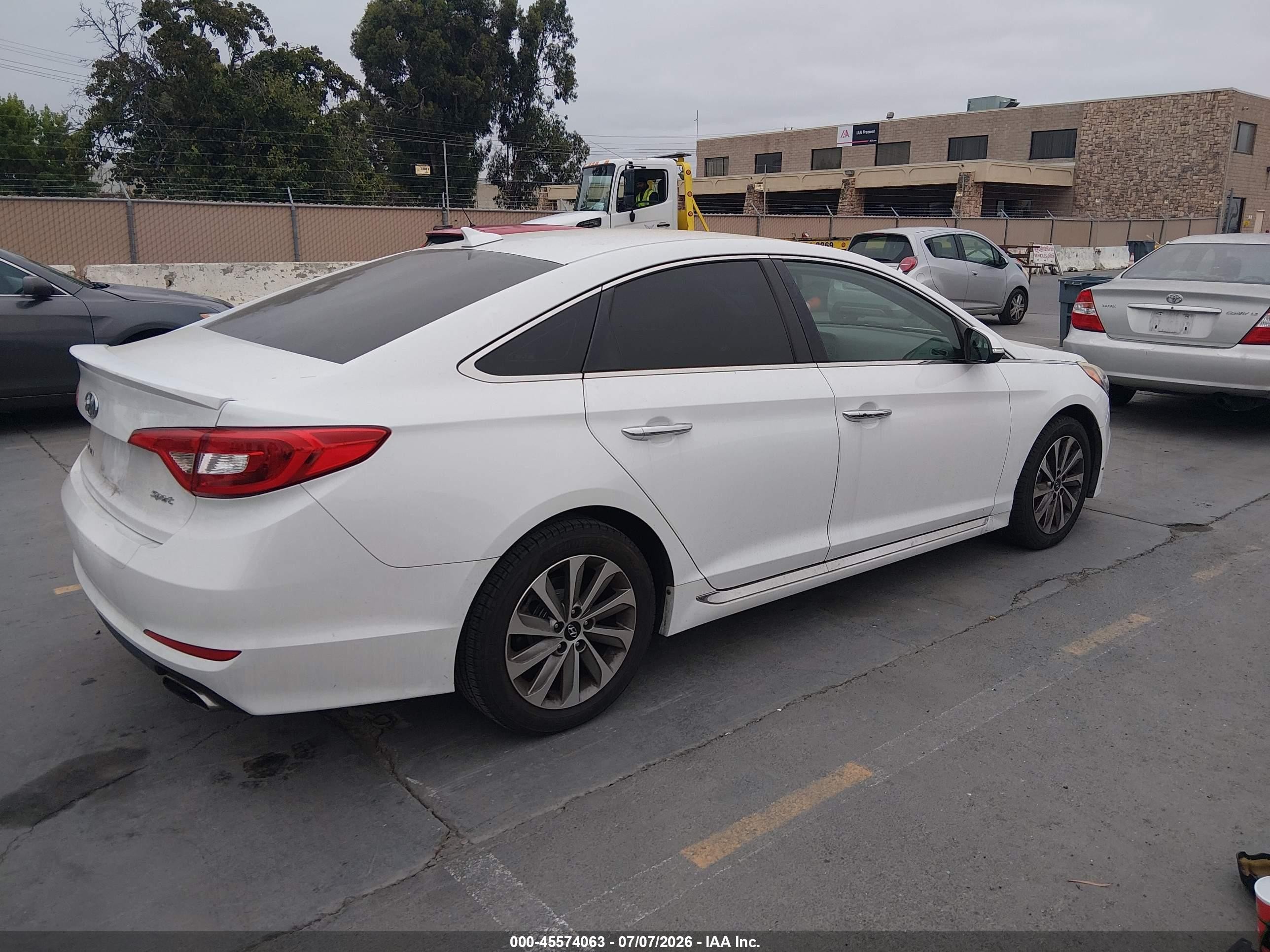 2015 Hyundai Sonata Sport White vin: 5NPE34AF1FH092920