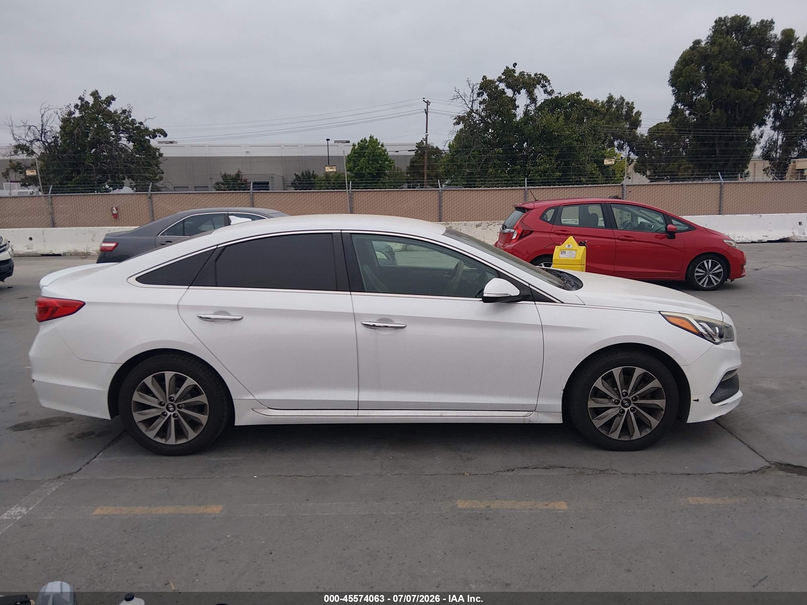 2015 Hyundai Sonata Sport White vin: 5NPE34AF1FH092920