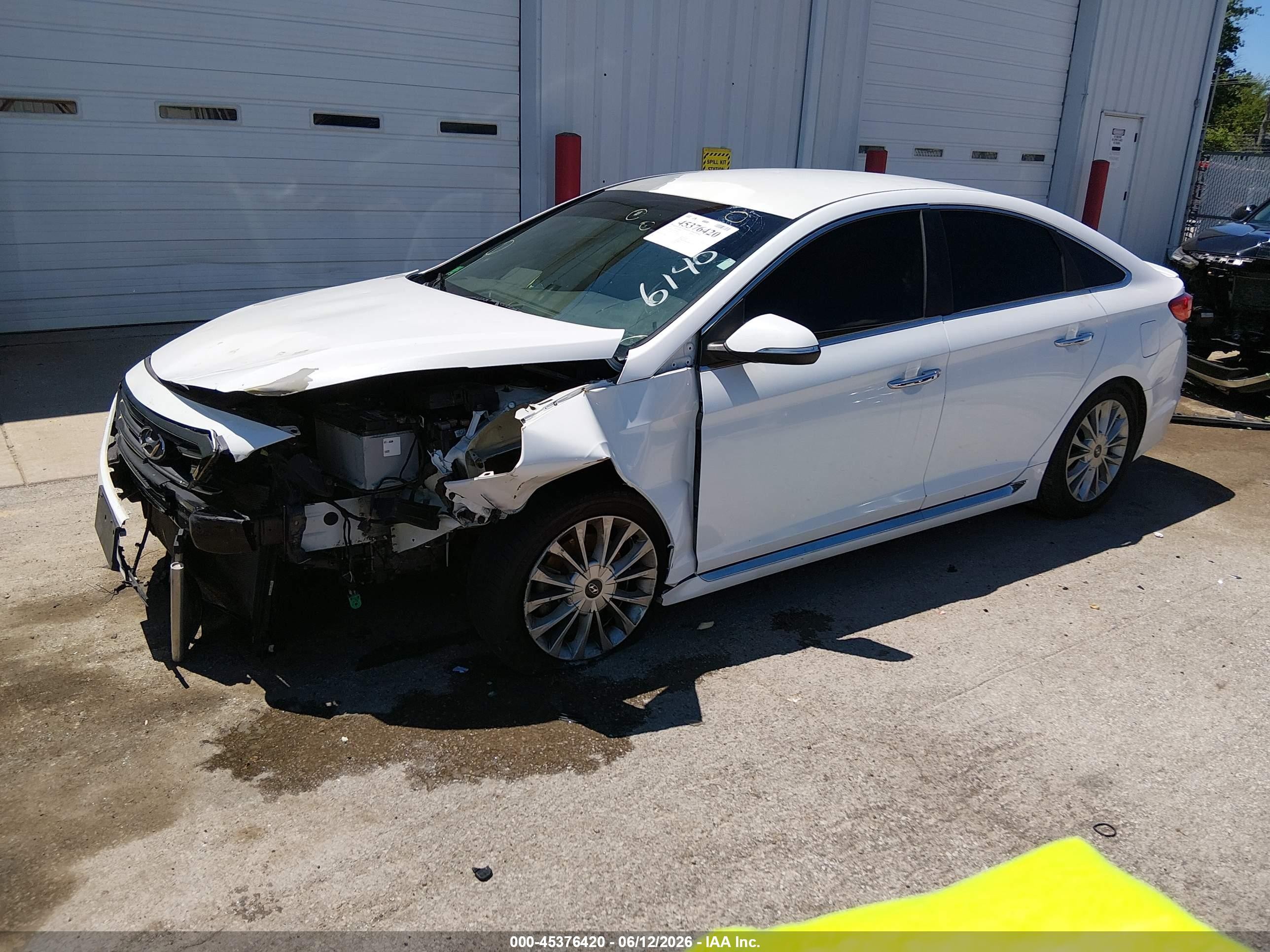 2015 Hyundai Sonata Limited Серебряный vin: 5NPE34AF1FH102247