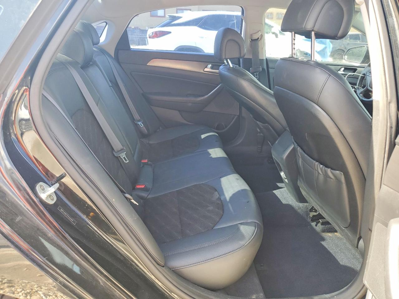 2015 Hyundai Sonata Sport Черный vin: 5NPE34AF1FH103544