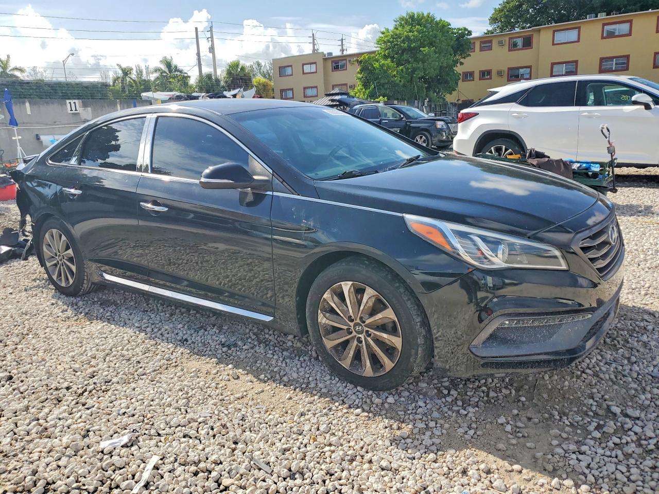 2015 Hyundai Sonata Sport Черный vin: 5NPE34AF1FH103544