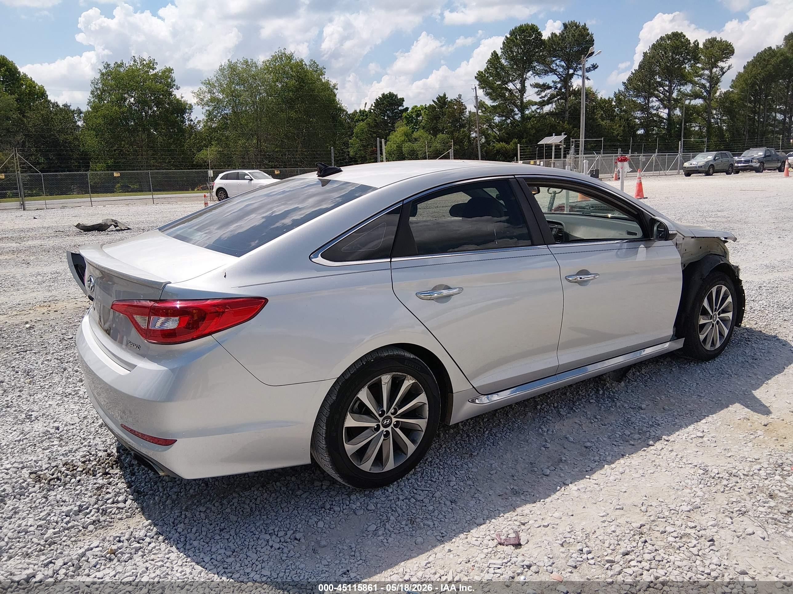 2015 Hyundai Sonata Sport Silver vin: 5NPE34AF1FH104774
