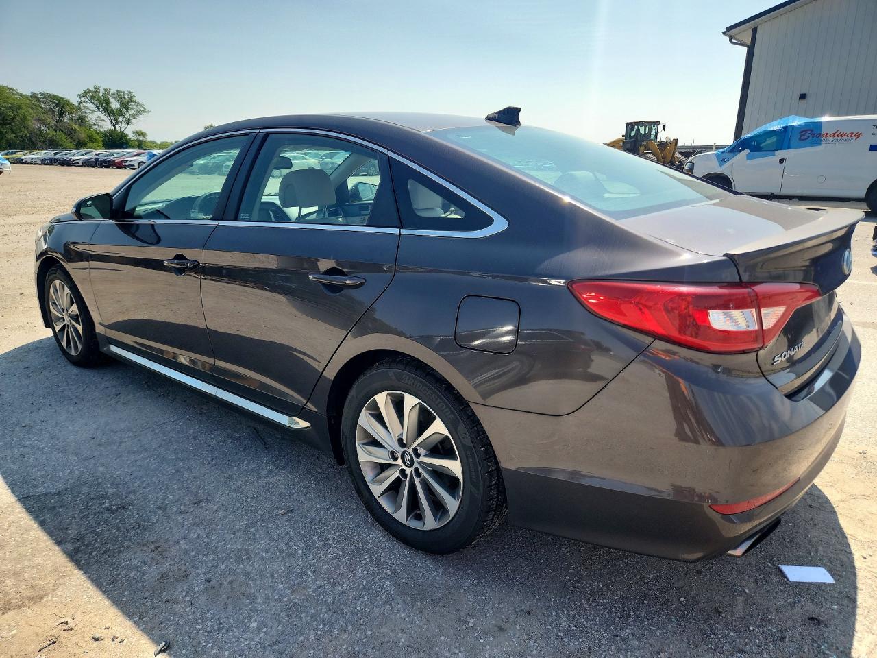 2015 Hyundai Sonata Sport Brown vin: 5NPE34AF1FH117623