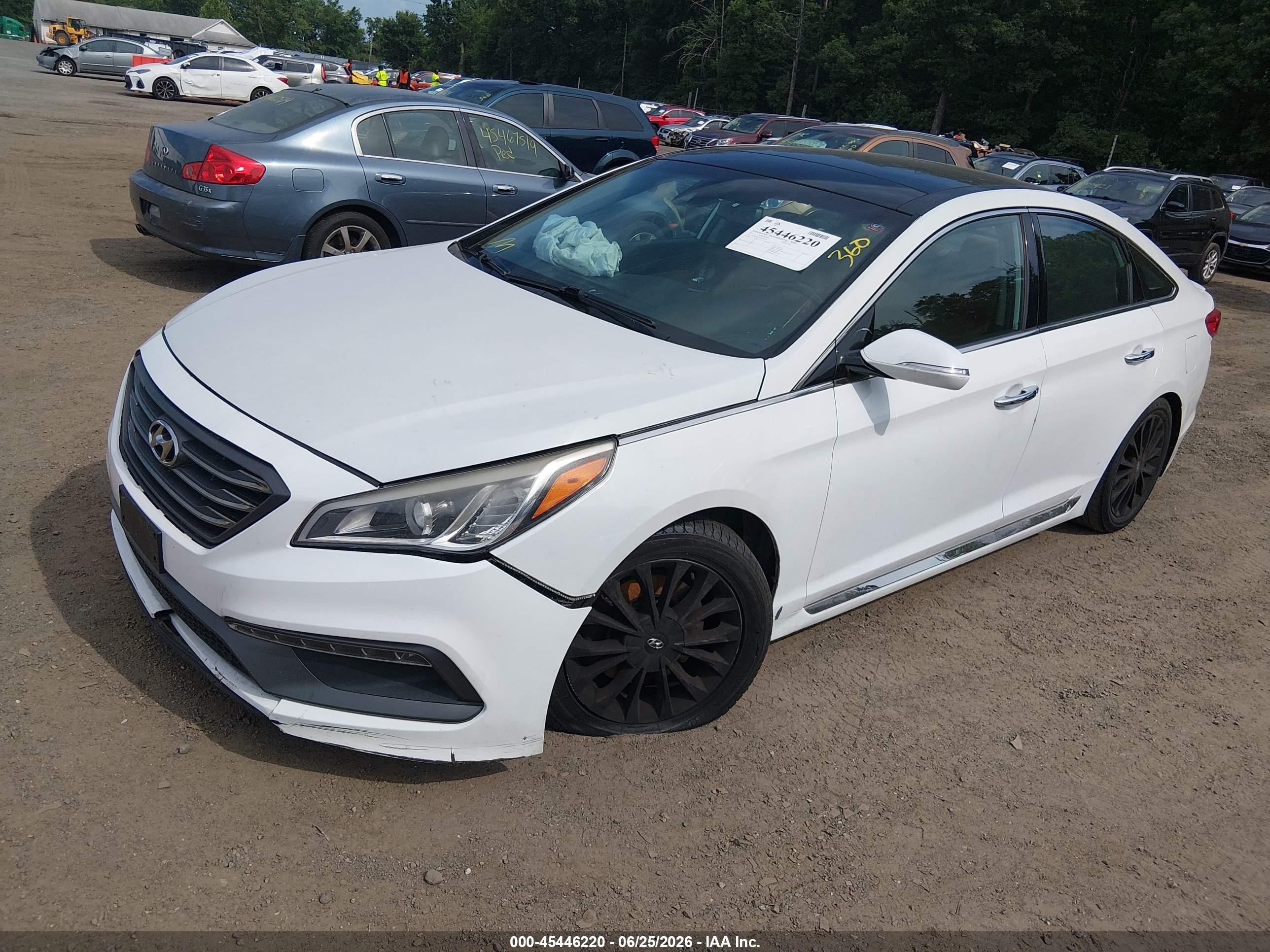 2015 Hyundai Sonata Limited White vin: 5NPE34AF1FH150170