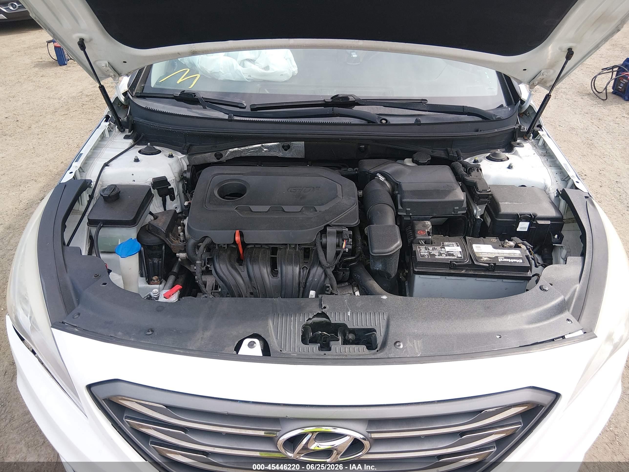 2015 Hyundai Sonata Limited White vin: 5NPE34AF1FH150170