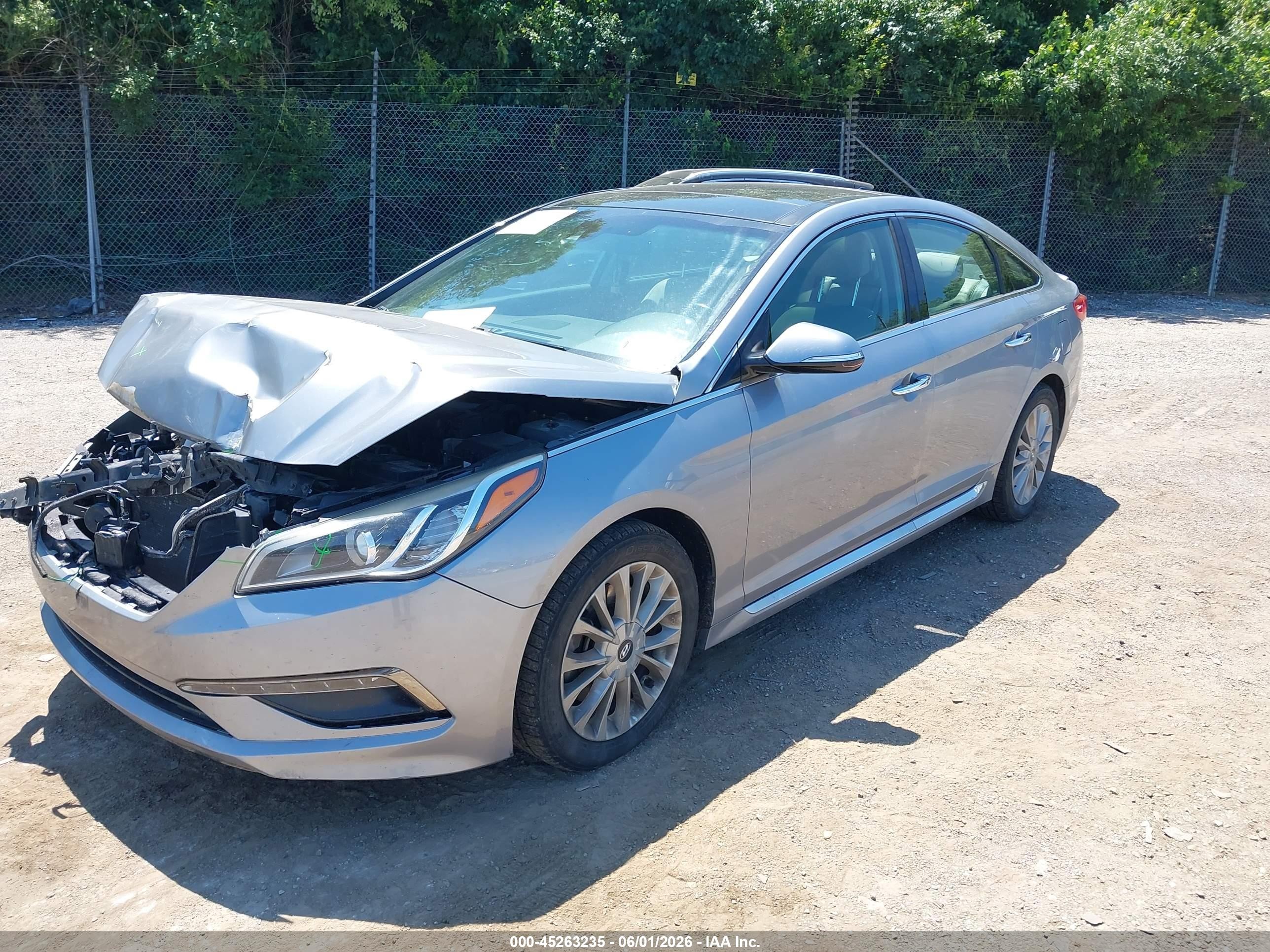 2015 Hyundai Sonata Limited Silver vin: 5NPE34AF1FH213459