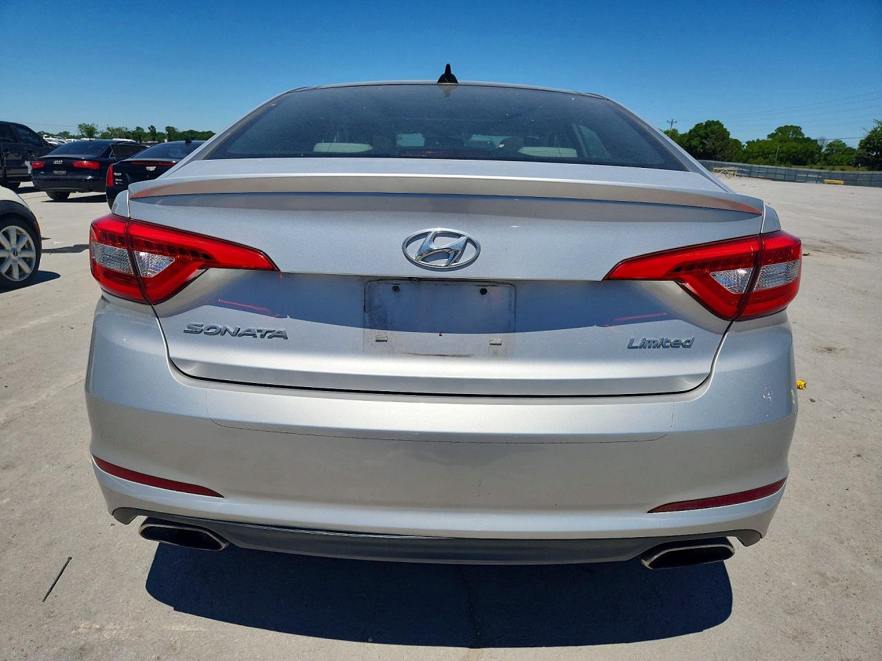2015 Hyundai Sonata Limited Silver vin: 5NPE34AF1FH242489