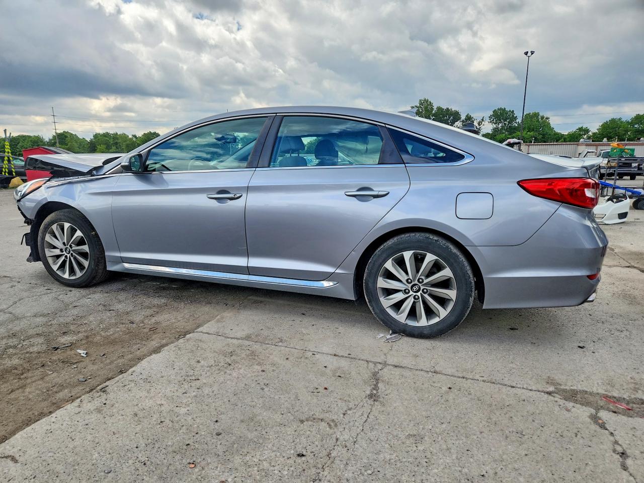 2016 Hyundai Sonata Sport Silver vin: 5NPE34AF1GH297705