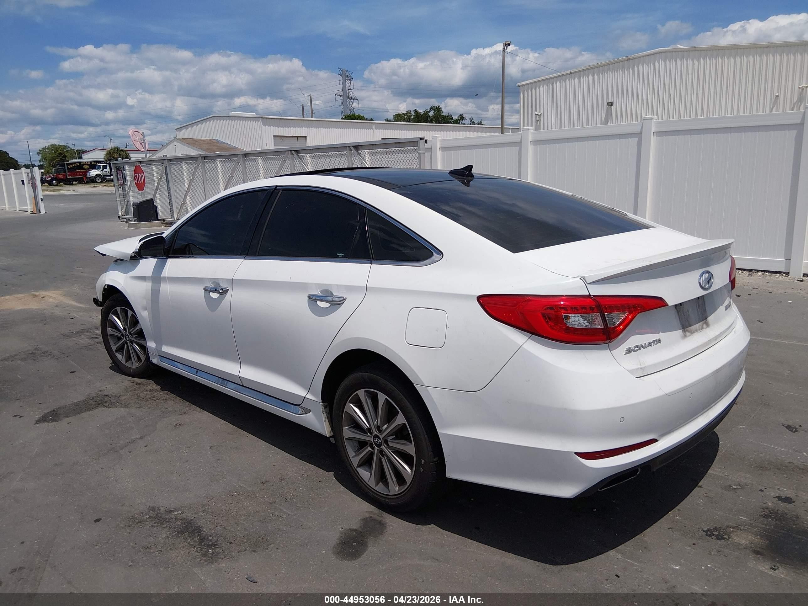 2016 Hyundai Sonata Limited White vin: 5NPE34AF1GH337264