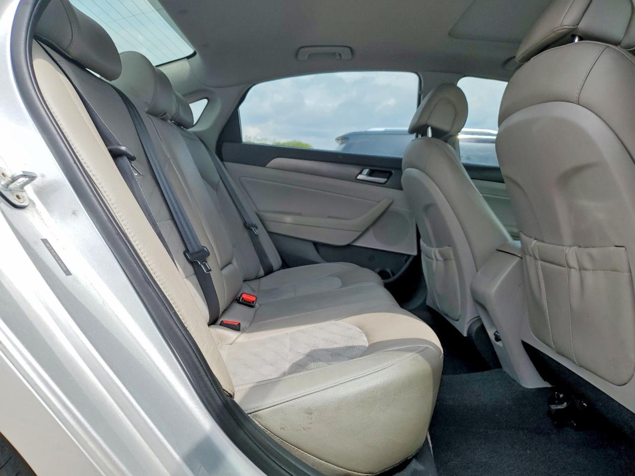 2016 Hyundai Sonata Sport Silver vin: 5NPE34AF1GH401898