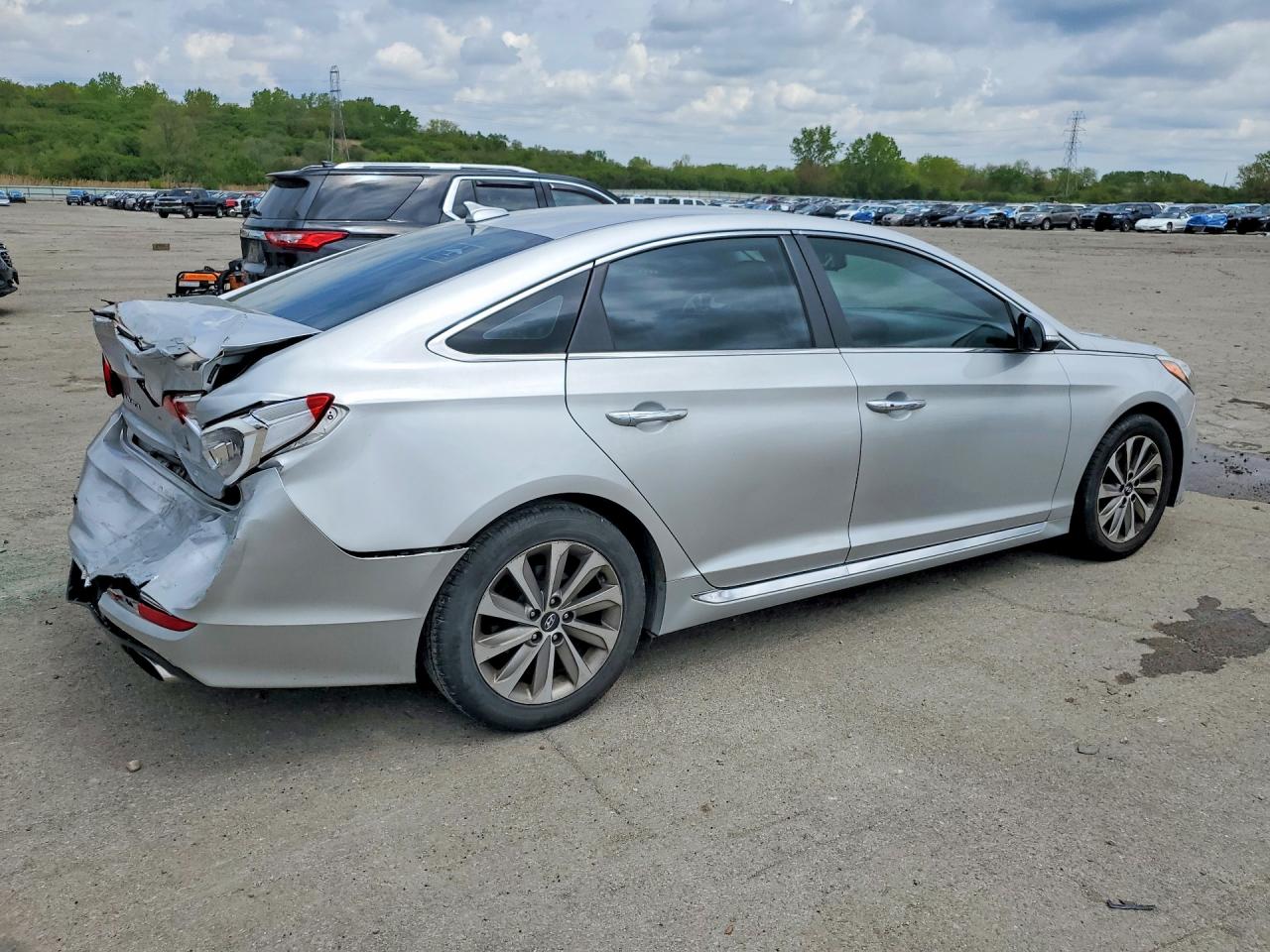 2016 Hyundai Sonata Sport Silver vin: 5NPE34AF1GH401898
