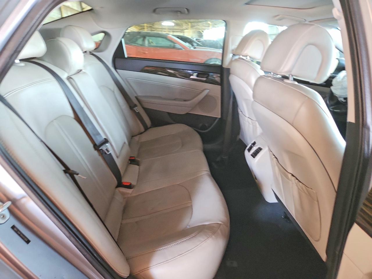 2017 Hyundai Sonata Limited Silver vin: 5NPE34AF1HH445904