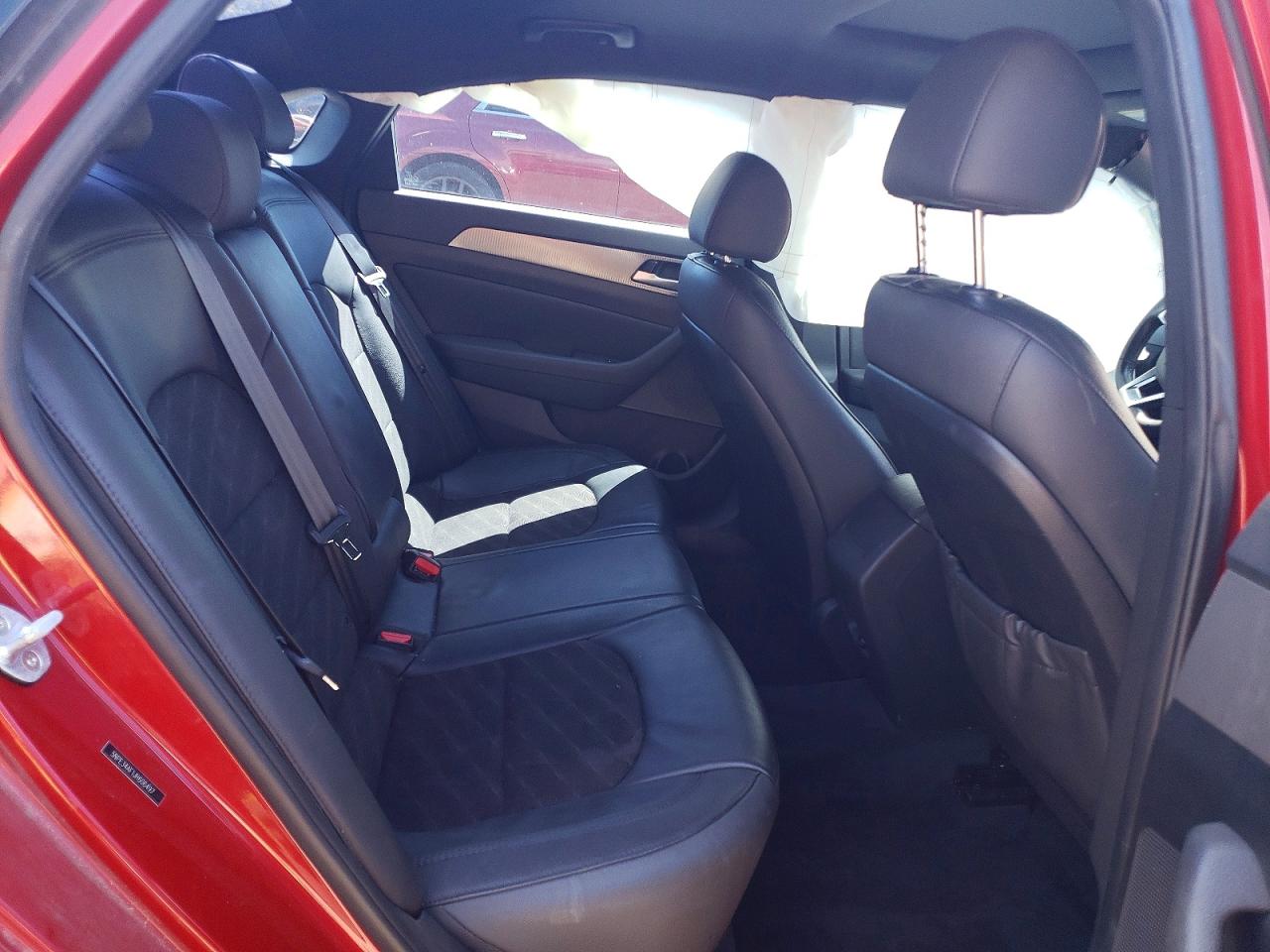 2018 Hyundai Sonata Sport Красный vin: 5NPE34AF1JH606497