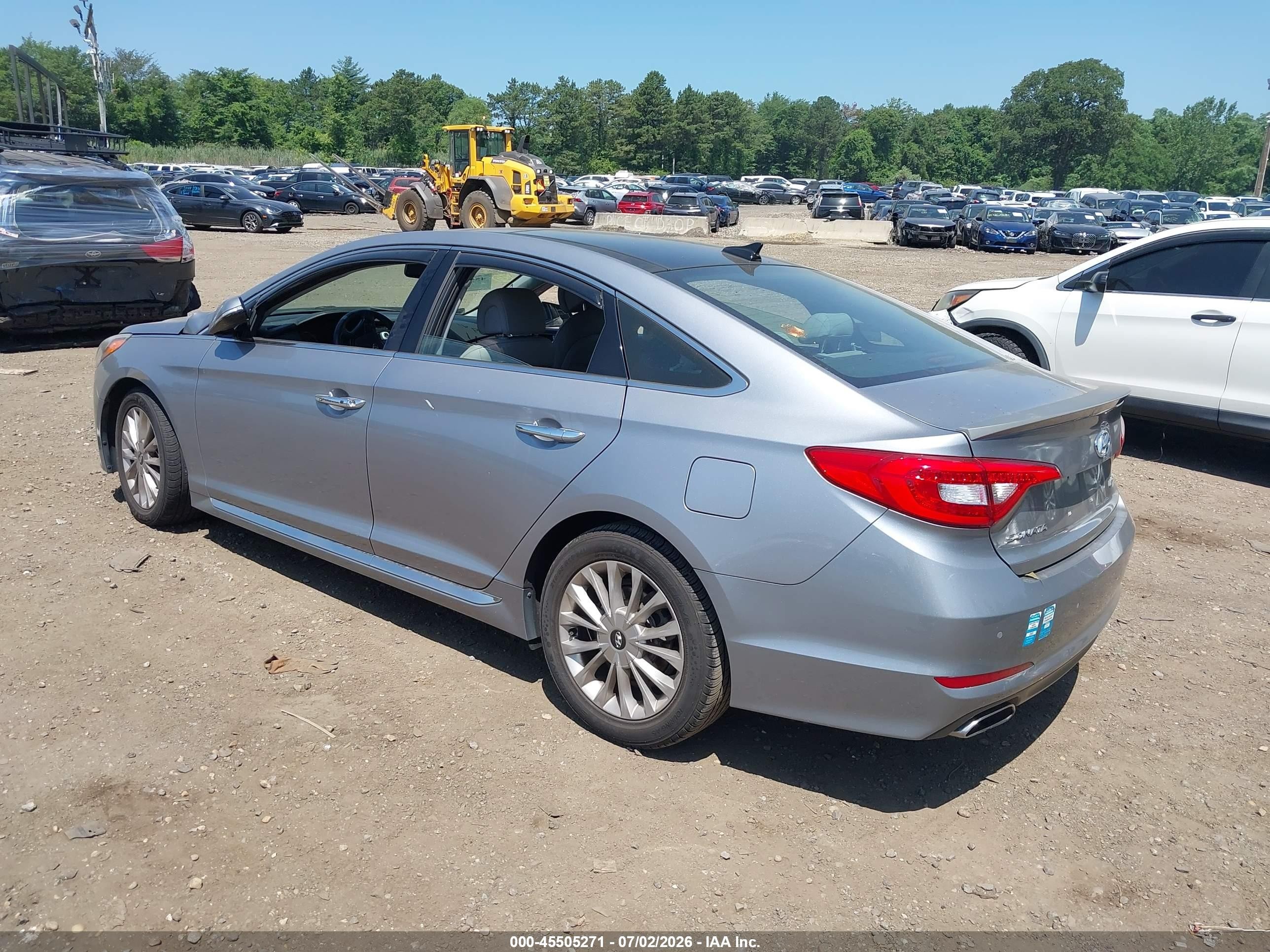 2015 Hyundai Sonata Limited Silver vin: 5NPE34AF2FH028157