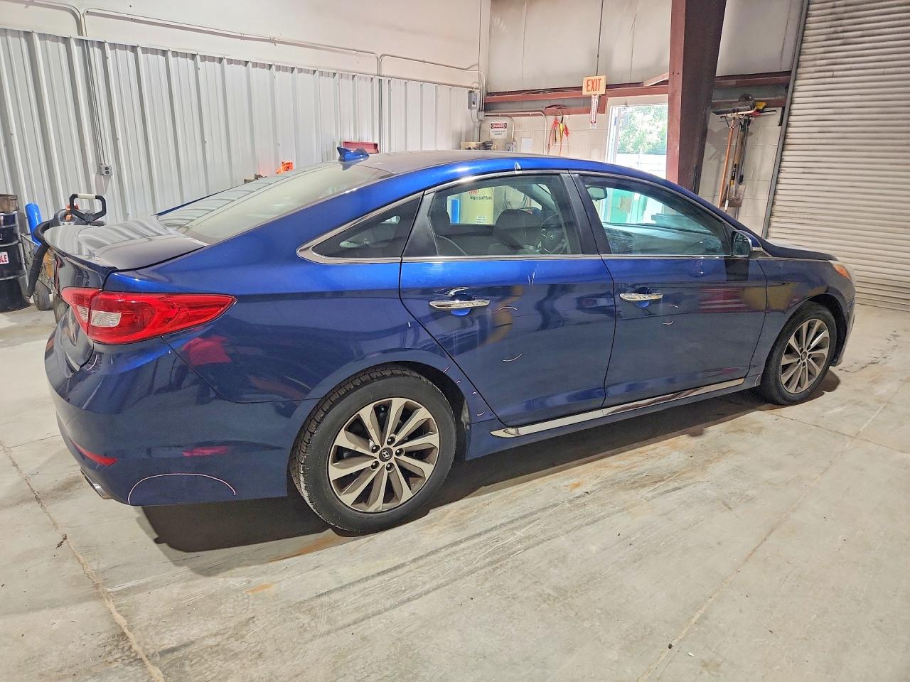 2015 Hyundai Sonata Sport Blue vin: 5NPE34AF2FH028353