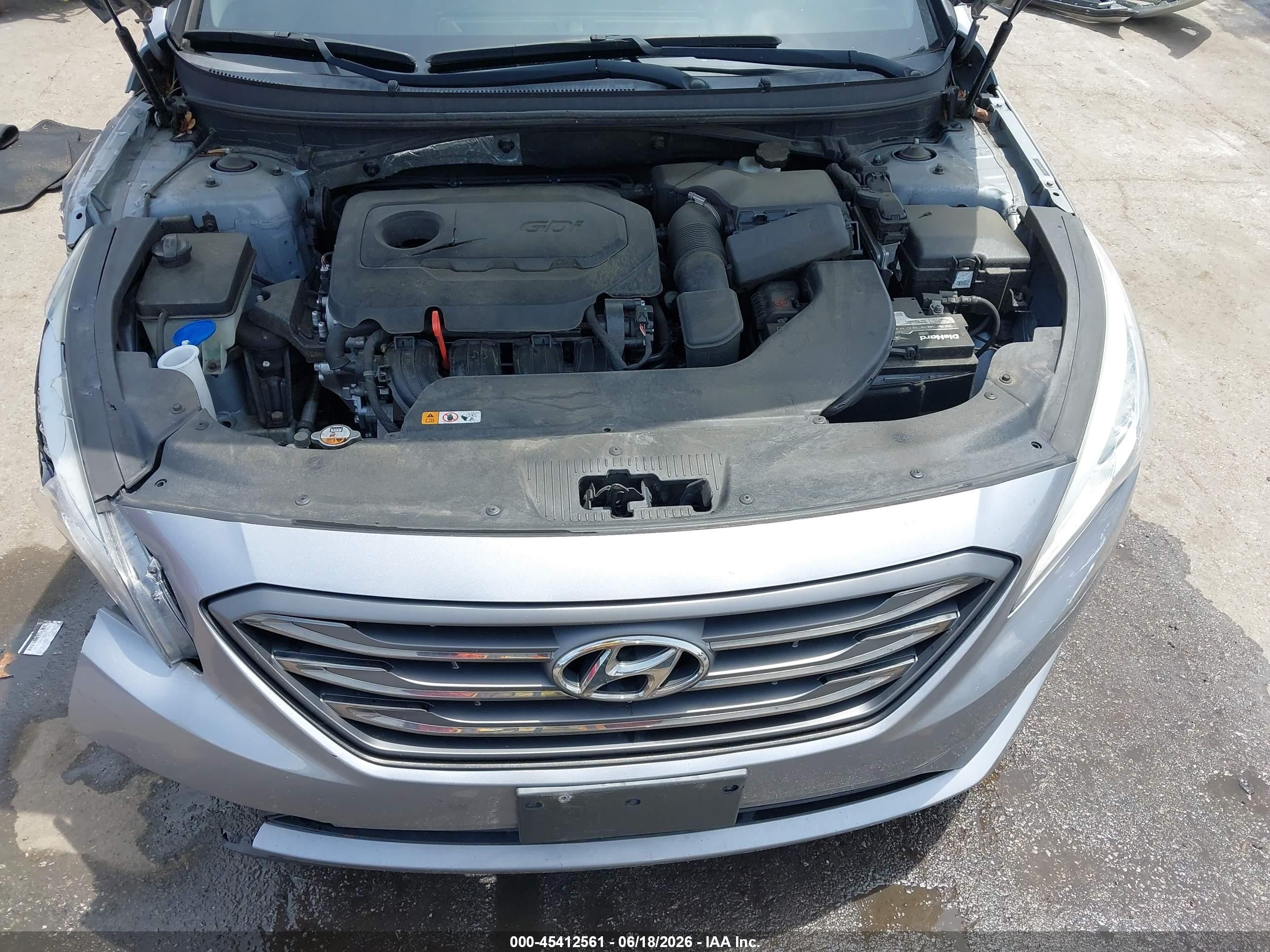2015 Hyundai Sonata Limited Silver vin: 5NPE34AF2FH037599