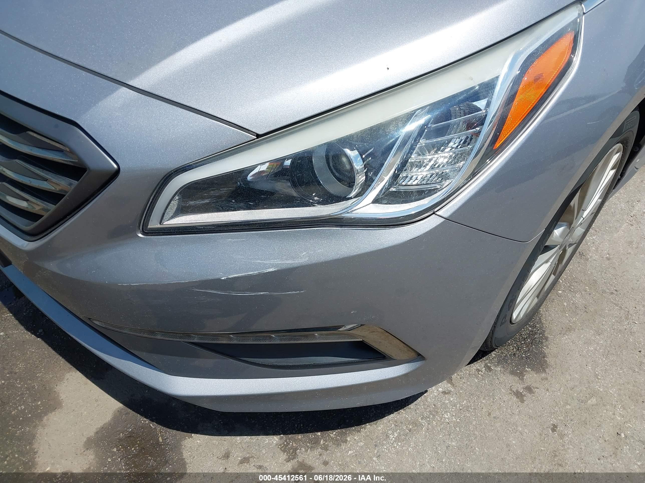2015 Hyundai Sonata Limited Silver vin: 5NPE34AF2FH037599