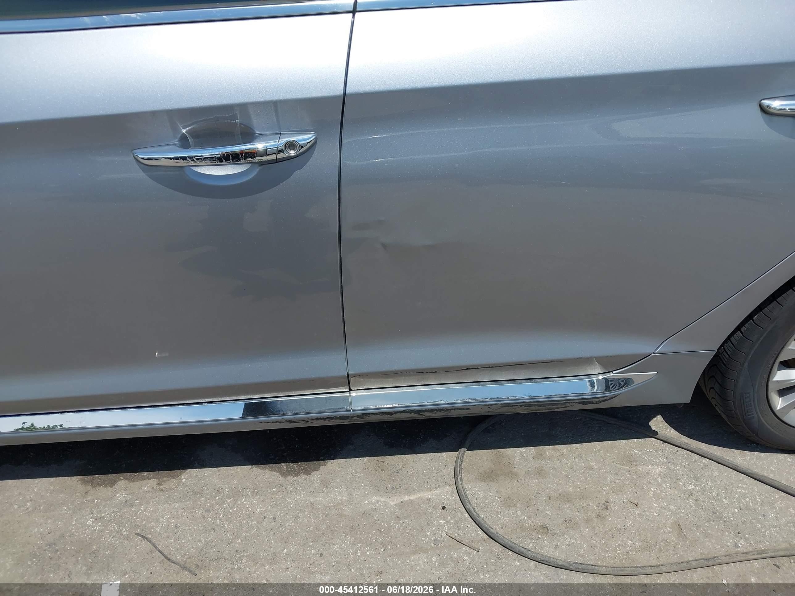 2015 Hyundai Sonata Limited Silver vin: 5NPE34AF2FH037599