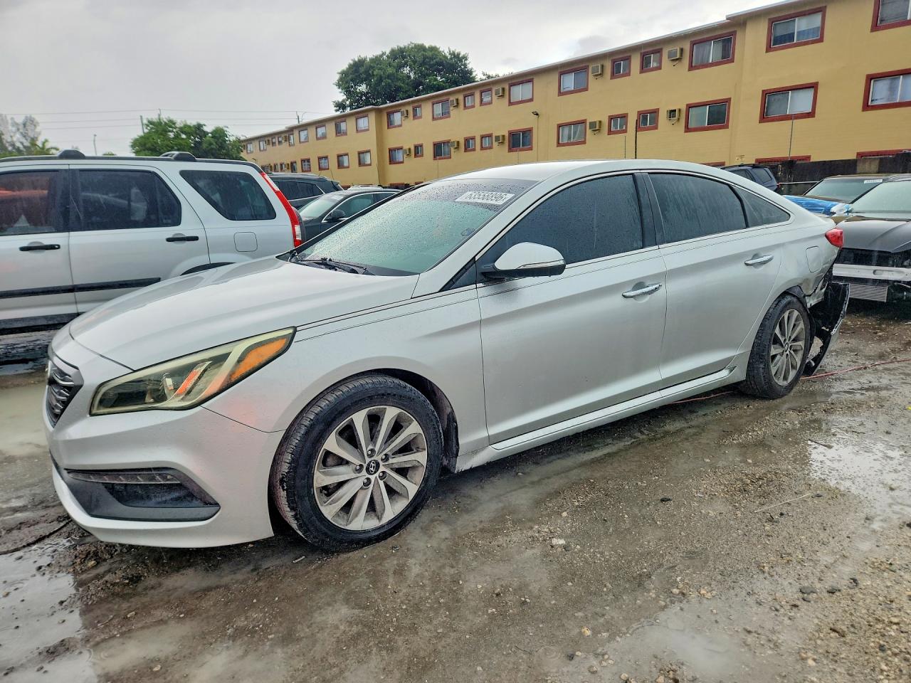 2015 Hyundai Sonata Sport Silver vin: 5NPE34AF2FH046464