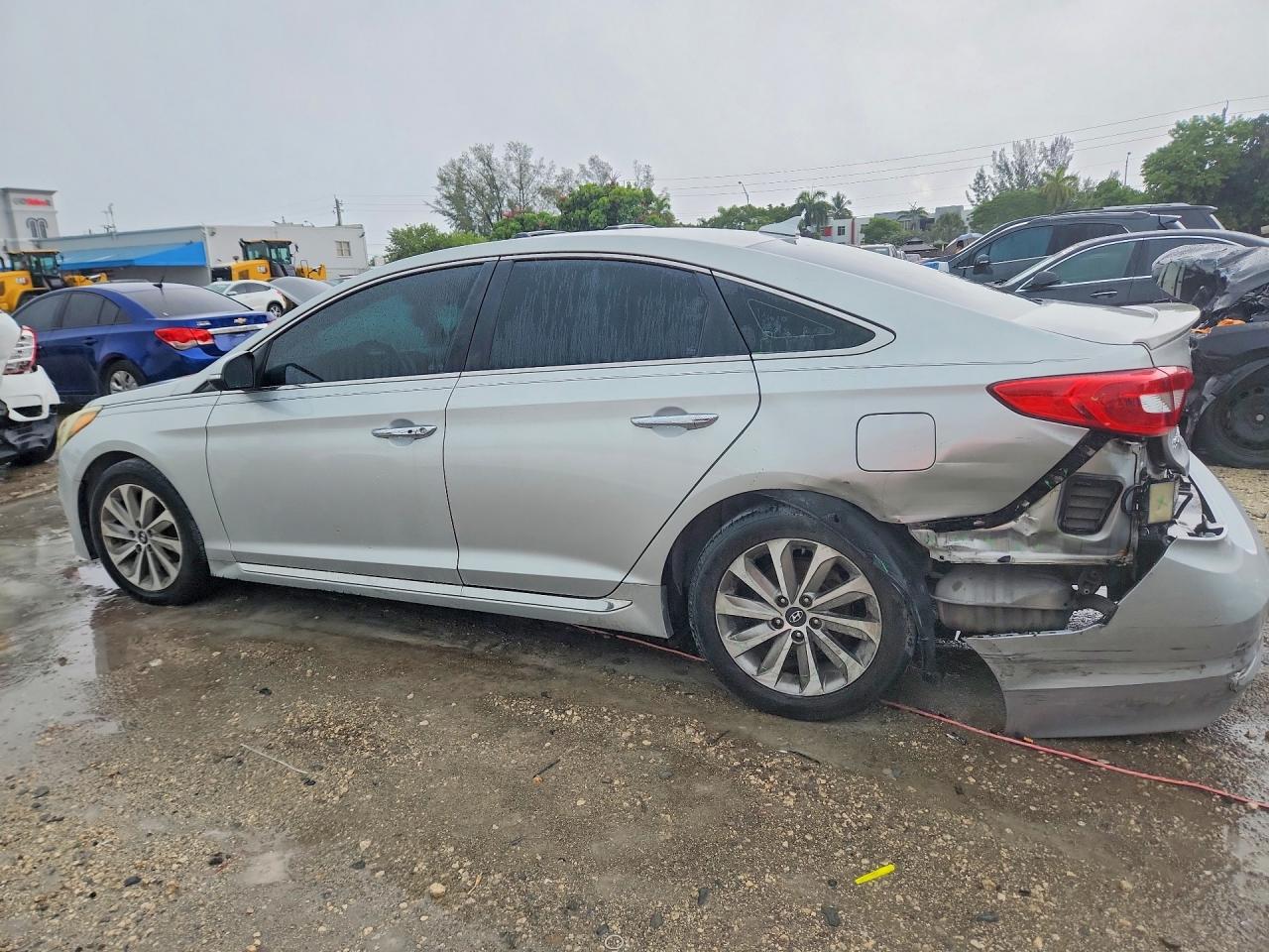 2015 Hyundai Sonata Sport Silver vin: 5NPE34AF2FH046464