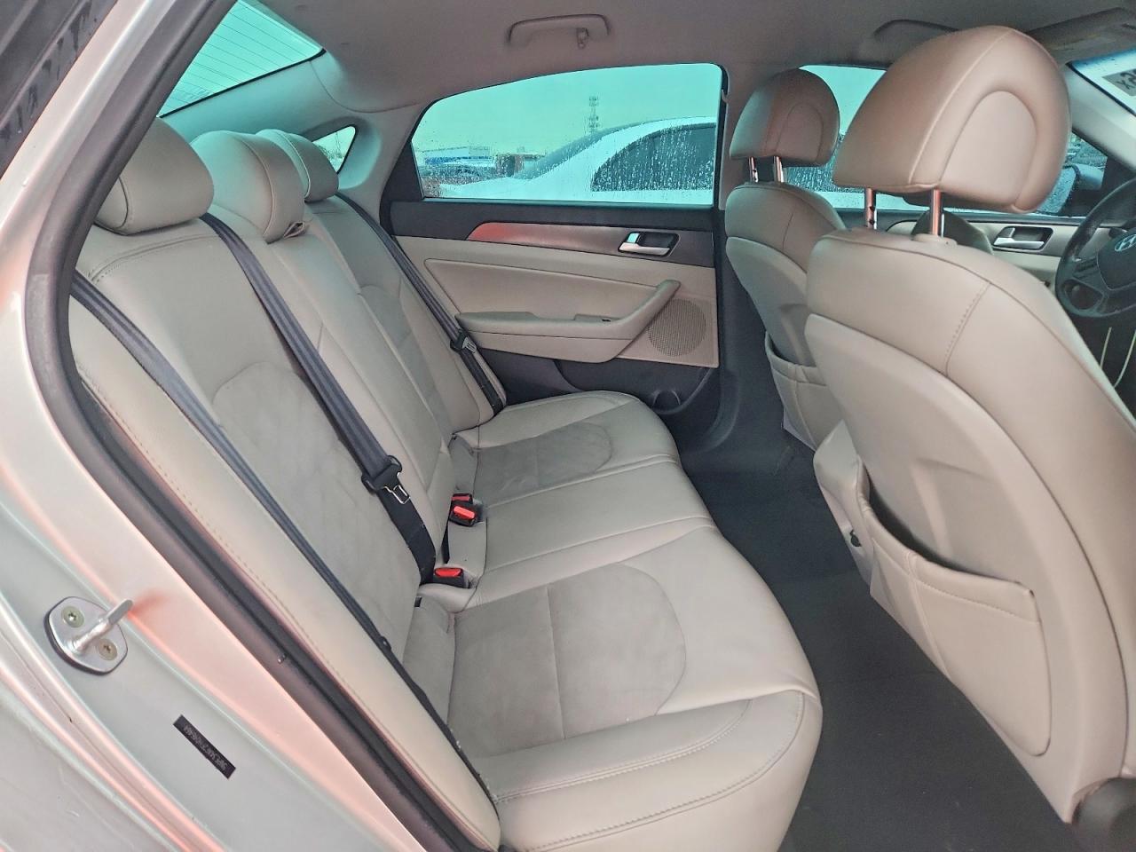 2015 Hyundai Sonata Sport Silver vin: 5NPE34AF2FH046464