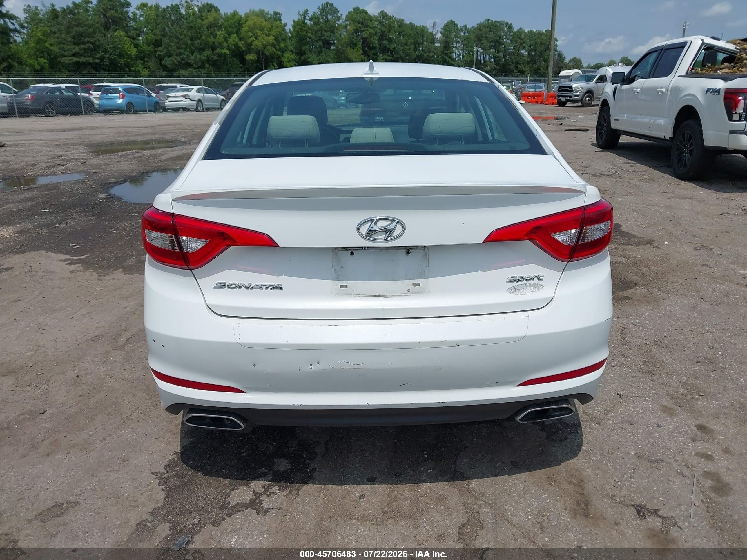 2015 Hyundai Sonata Sport White vin: 5NPE34AF2FH053365