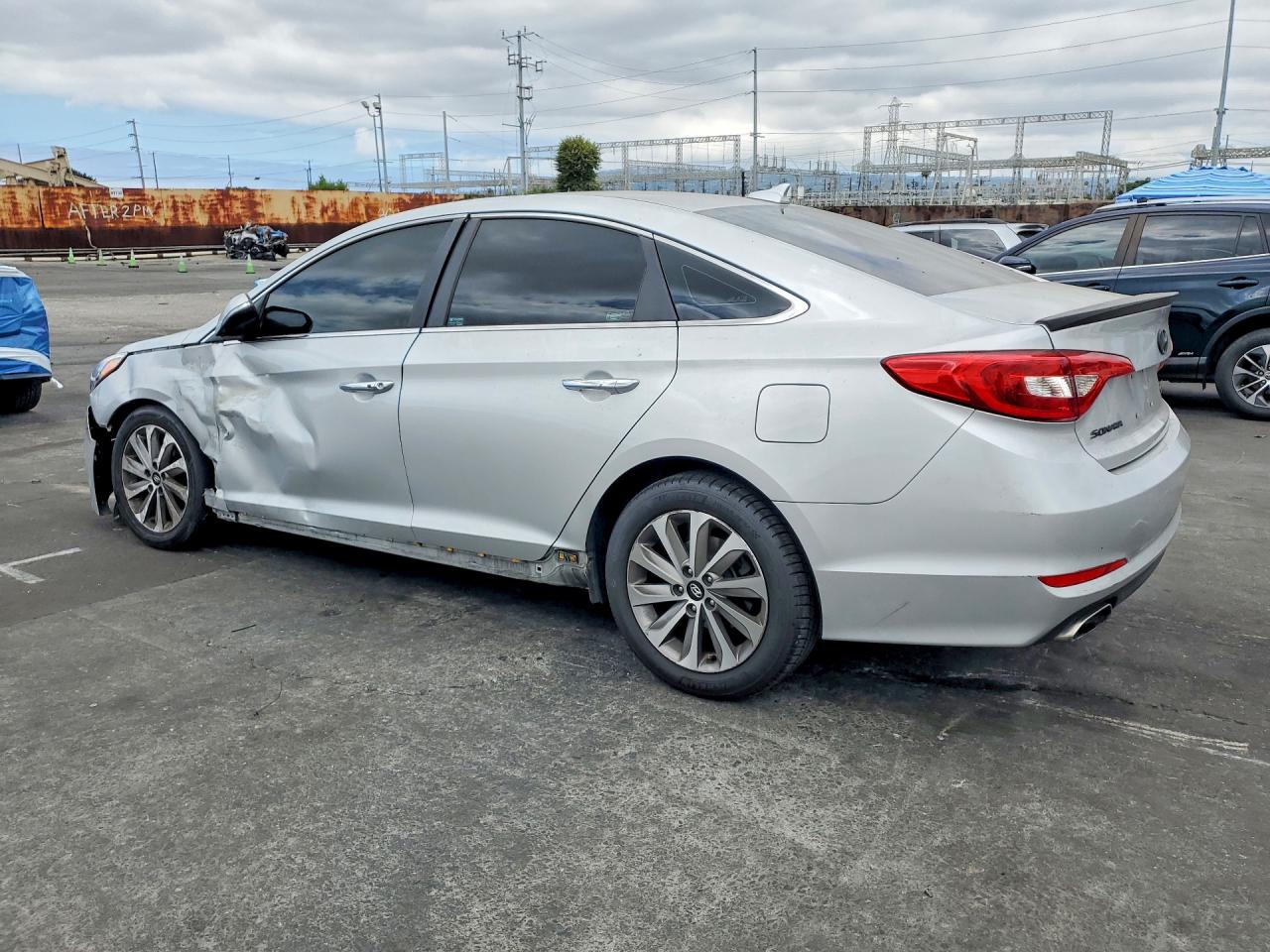 2015 Hyundai Sonata Sport Silver vin: 5NPE34AF2FH055231