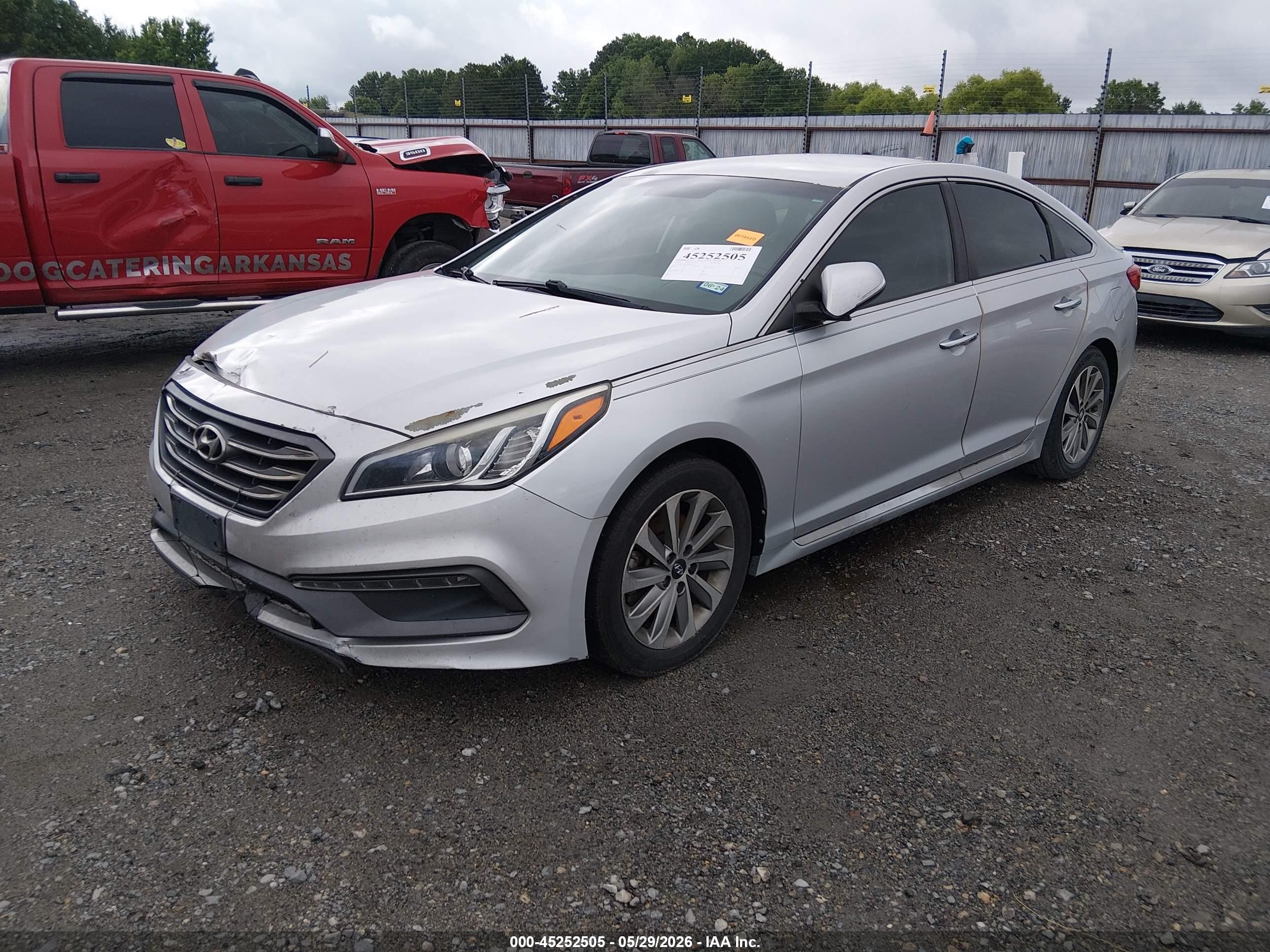 2015 Hyundai Sonata Sport Серебряный vin: 5NPE34AF2FH057416