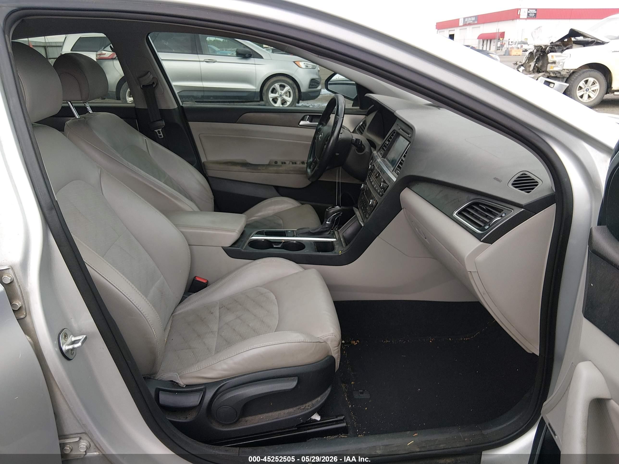 2015 Hyundai Sonata Sport Серебряный vin: 5NPE34AF2FH057416