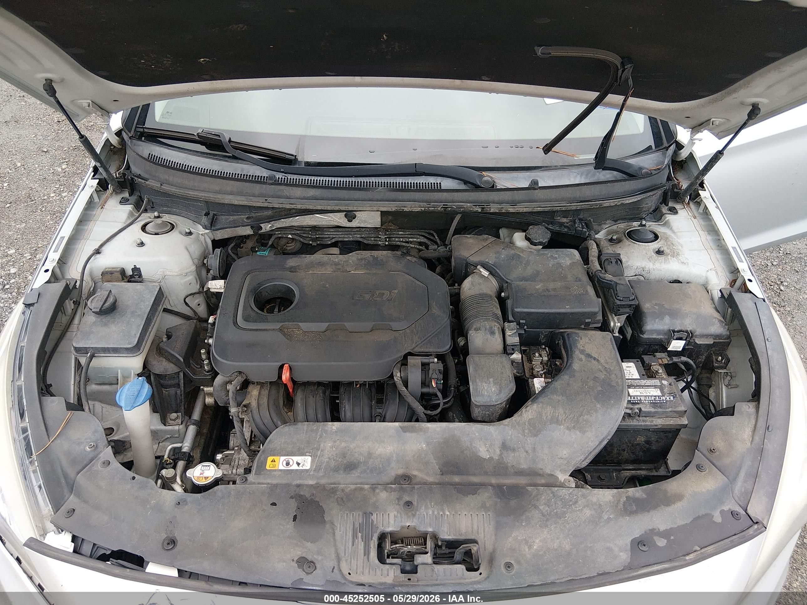 2015 Hyundai Sonata Sport Серебряный vin: 5NPE34AF2FH057416
