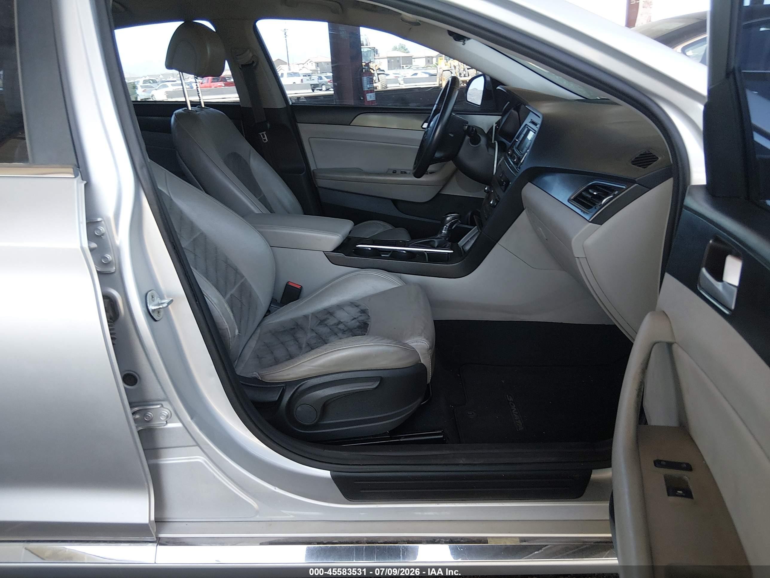 2015 Hyundai Sonata Sport Серебряный vin: 5NPE34AF2FH063720