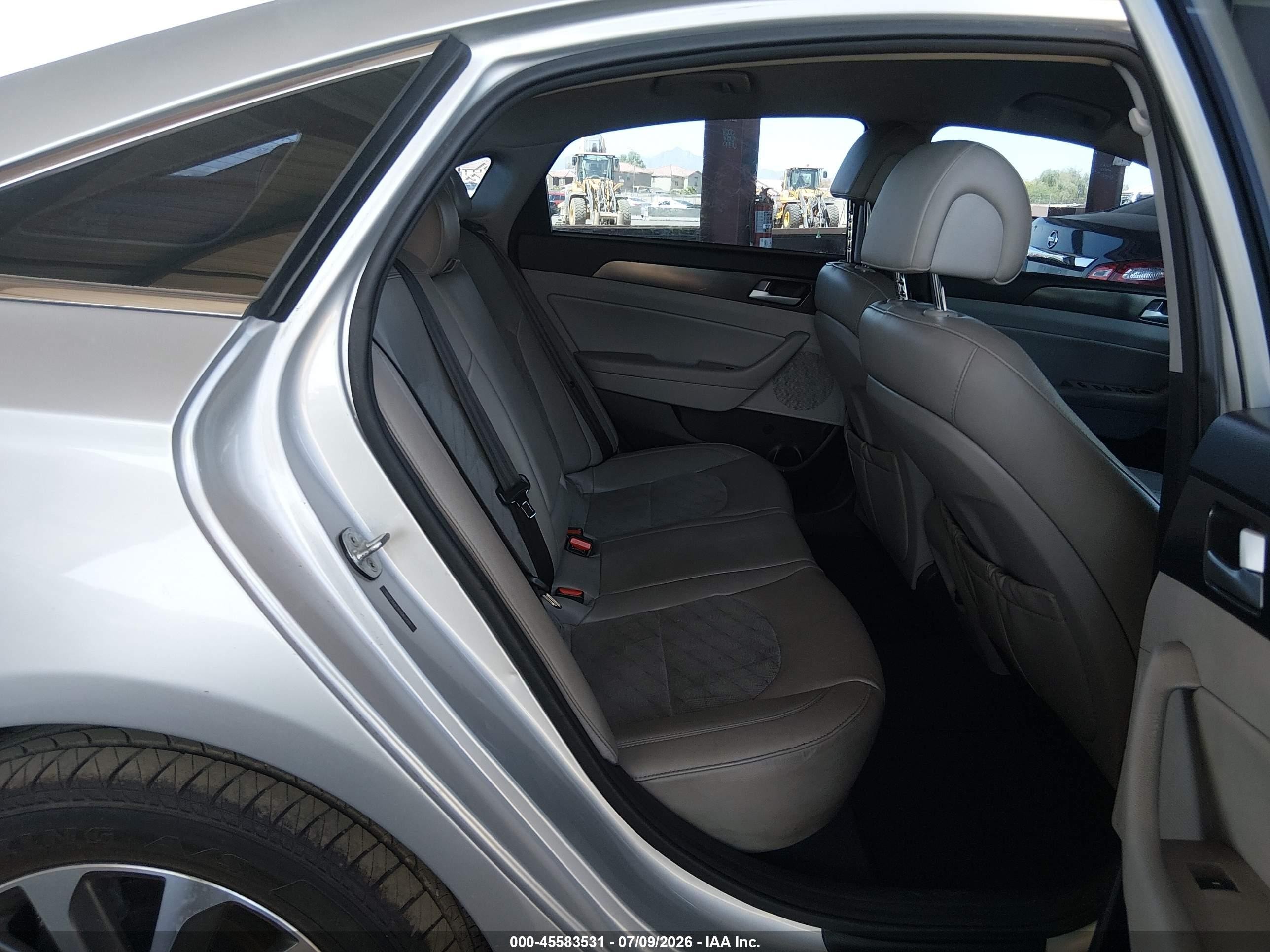 2015 Hyundai Sonata Sport Серебряный vin: 5NPE34AF2FH063720