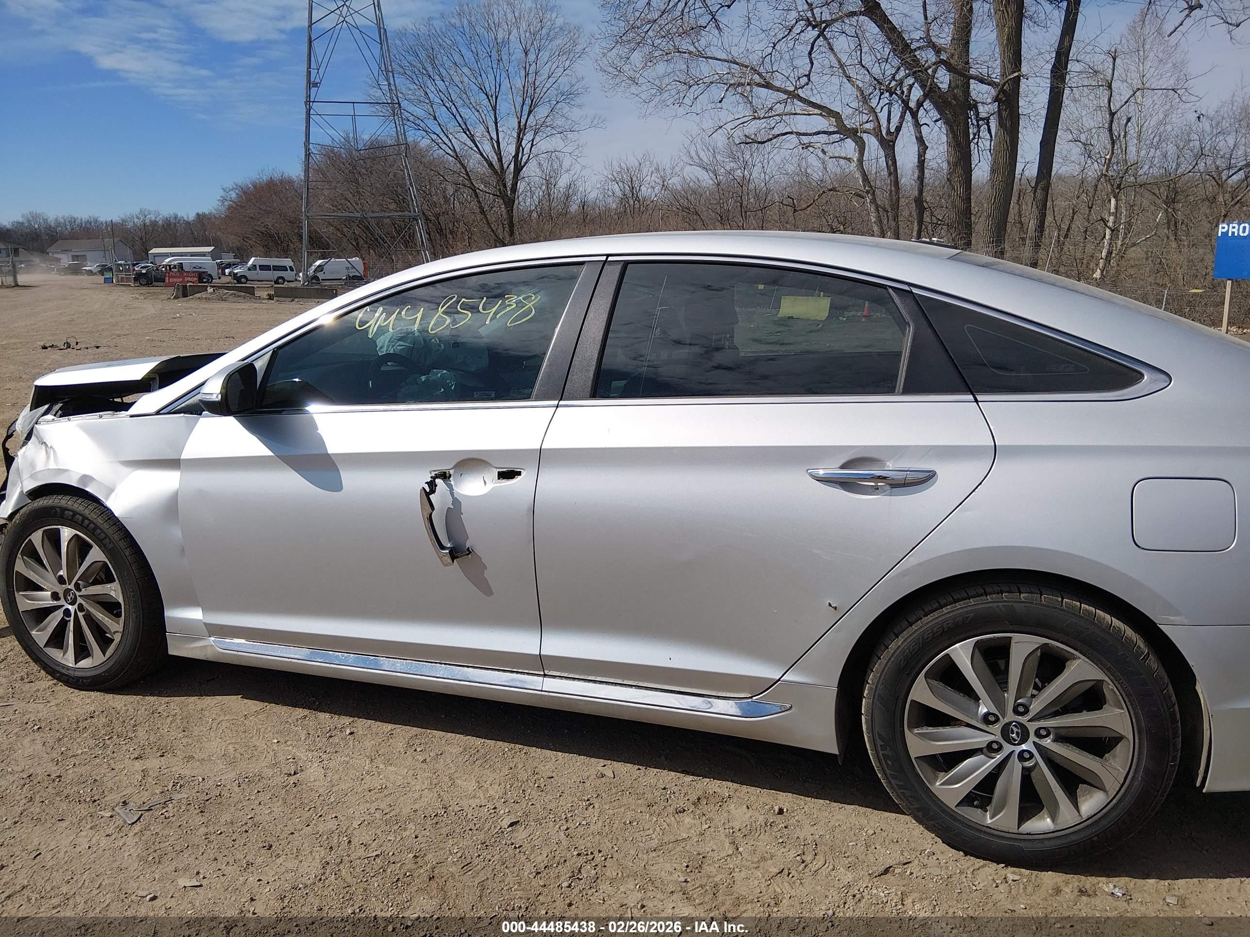 2015 Hyundai Sonata Sport Silver vin: 5NPE34AF2FH066472