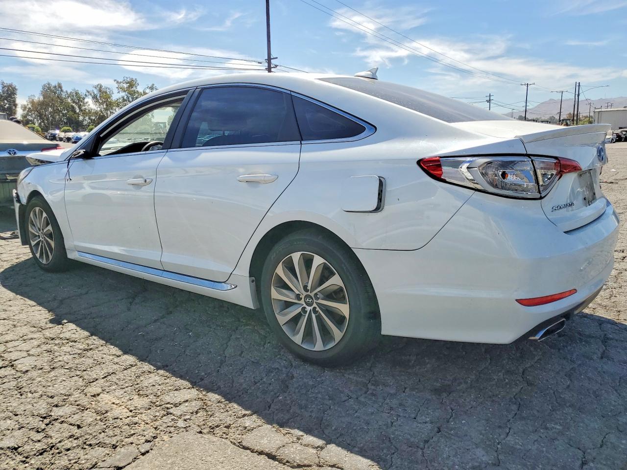 2015 Hyundai Sonata Sport White vin: 5NPE34AF2FH081005
