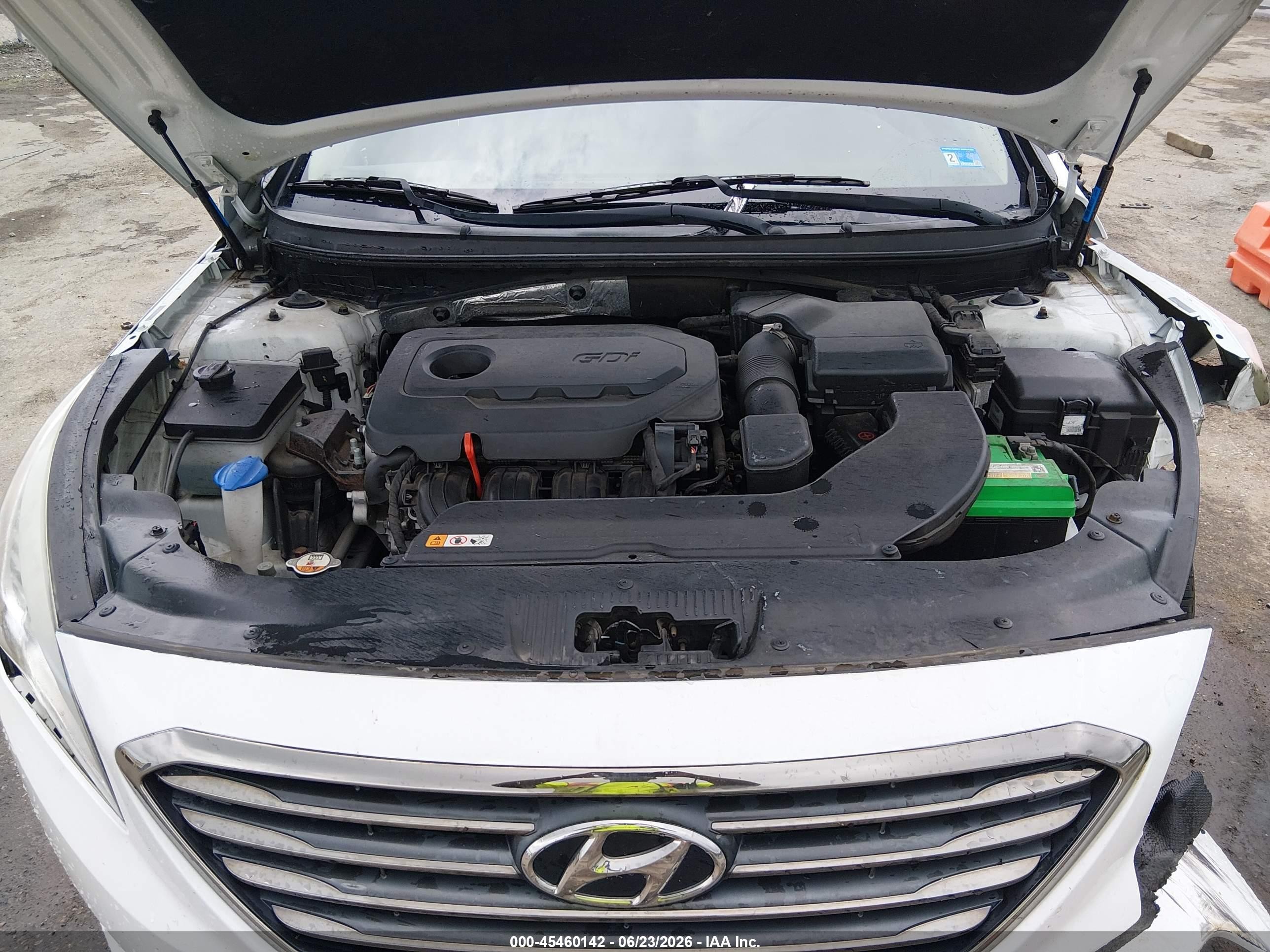 2015 Hyundai Sonata Limited White vin: 5NPE34AF2FH097009