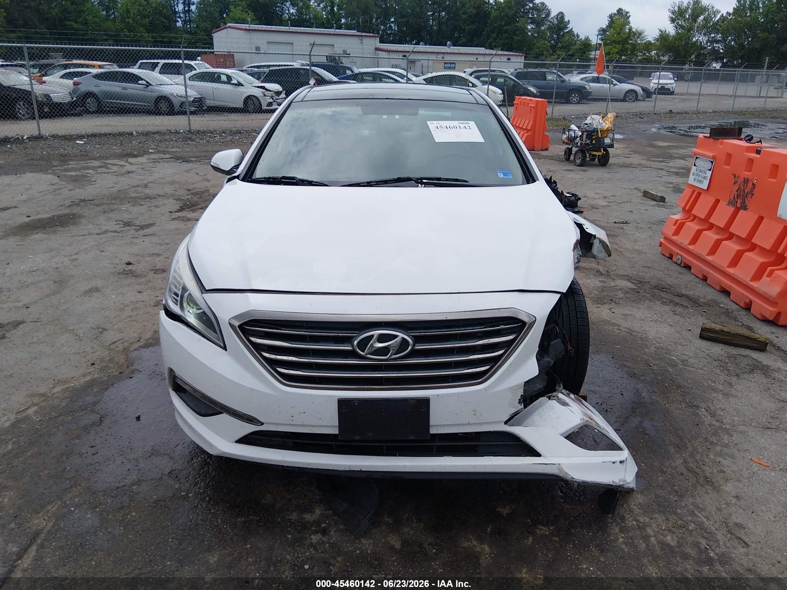 2015 Hyundai Sonata Limited White vin: 5NPE34AF2FH097009