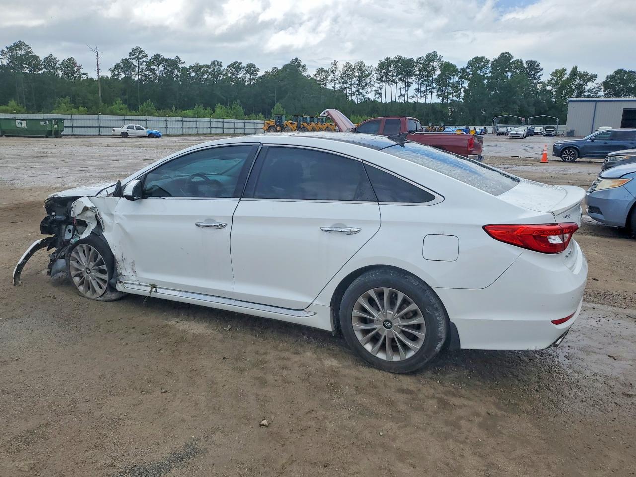 2015 Hyundai Sonata Limited White vin: 5NPE34AF2FH102239