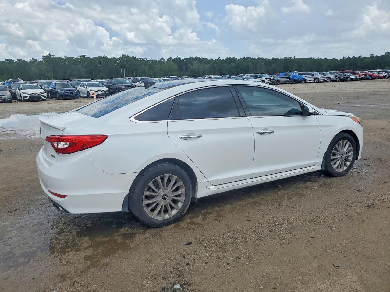 2015 Hyundai Sonata Limited White vin: 5NPE34AF2FH102239