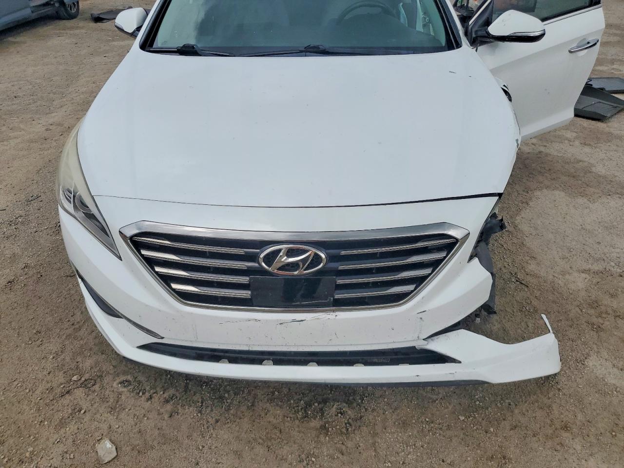 2015 Hyundai Sonata Limited White vin: 5NPE34AF2FH102239