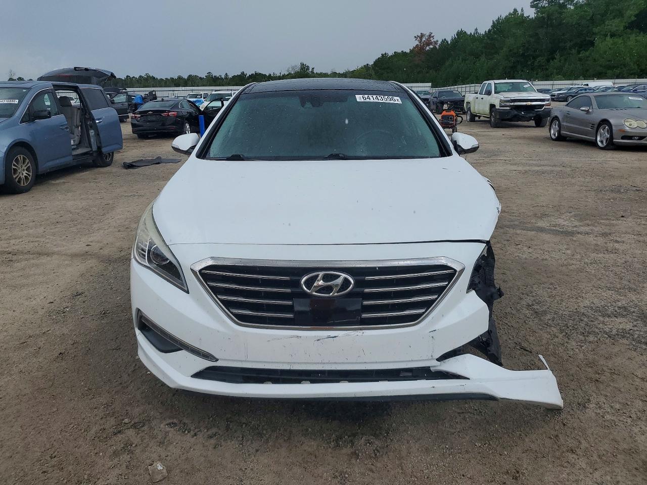 2015 Hyundai Sonata Limited White vin: 5NPE34AF2FH102239