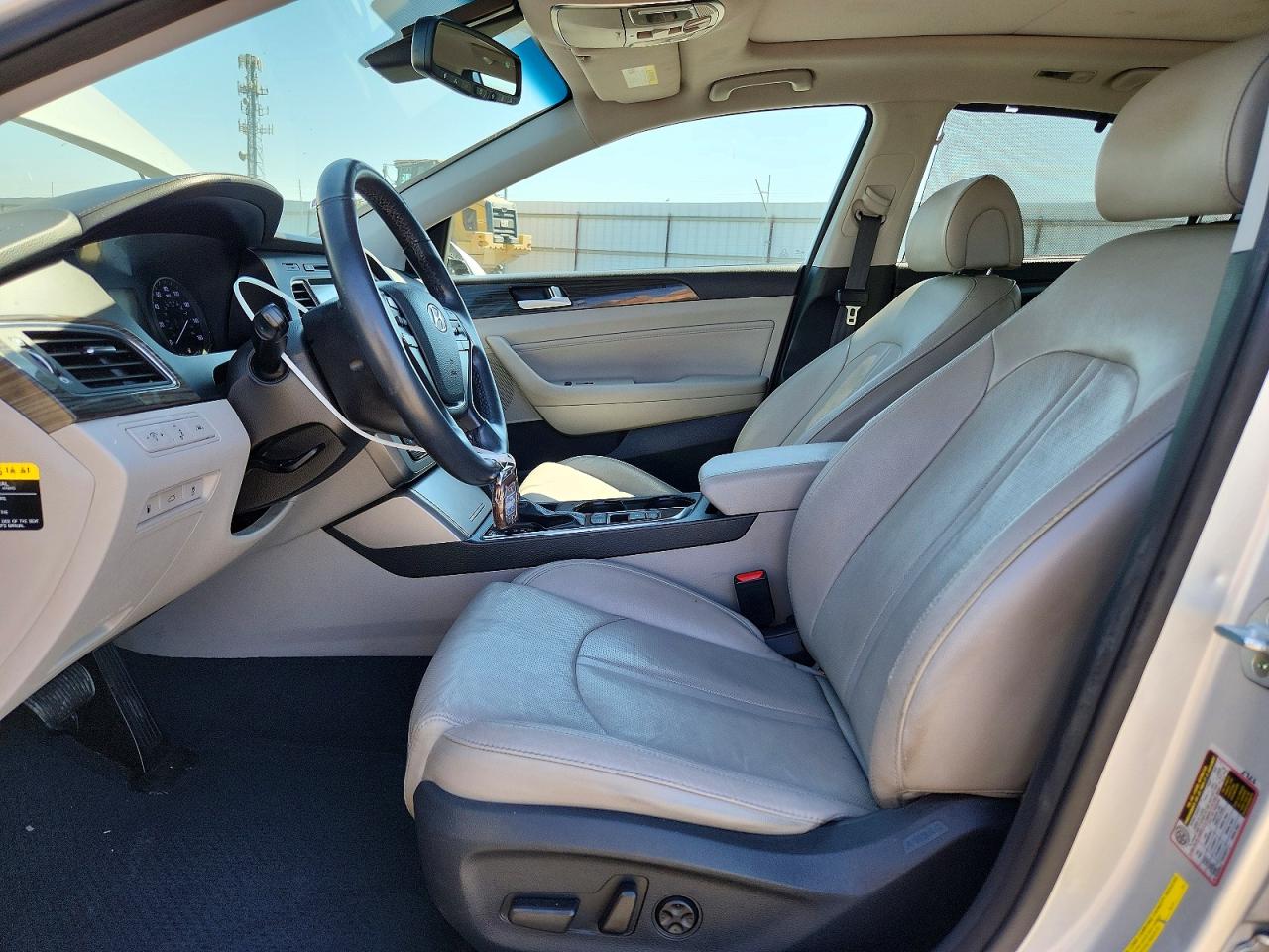 2015 Hyundai Sonata Limited Silver vin: 5NPE34AF2FH102676