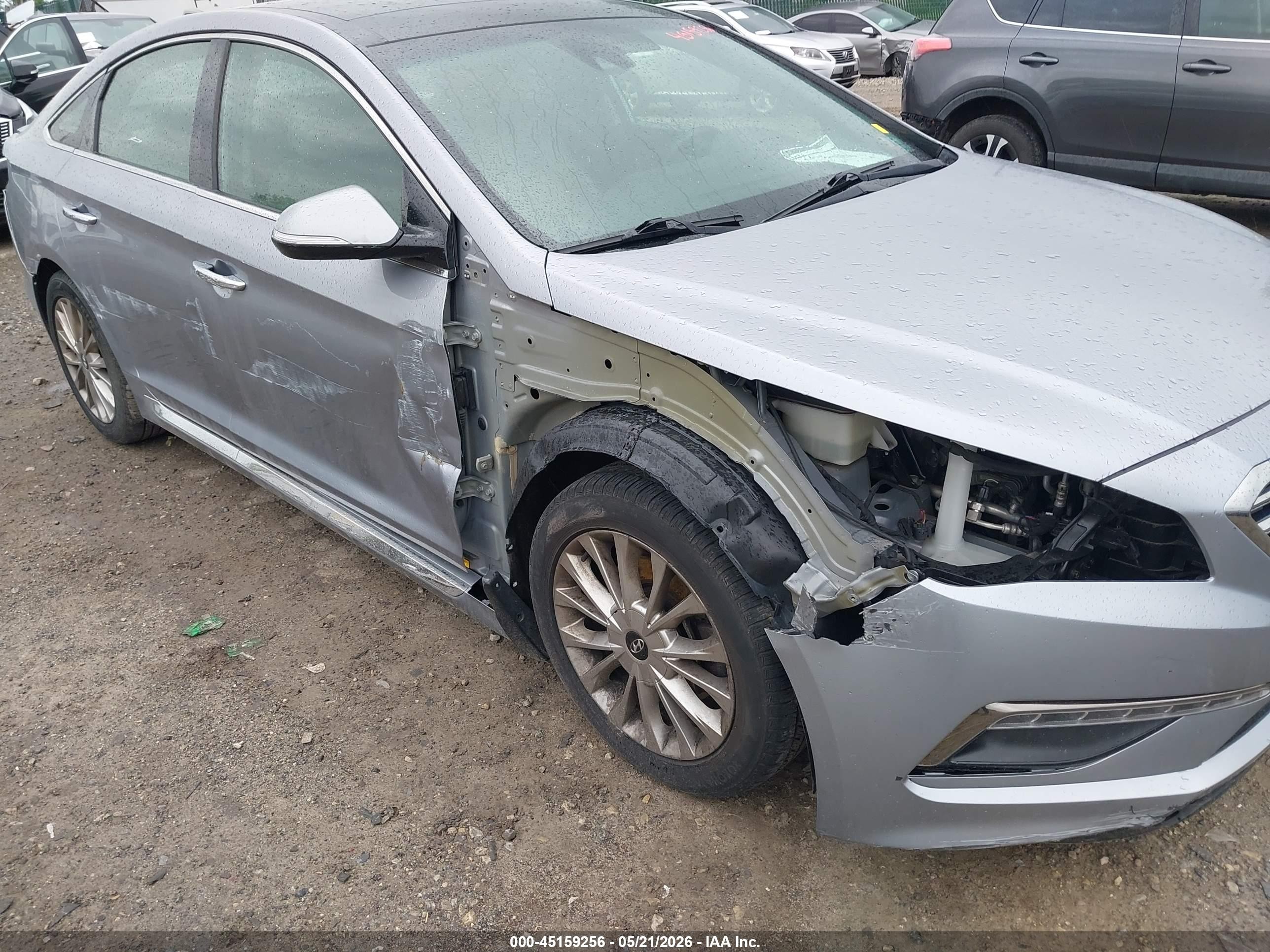 2015 Hyundai Sonata Limited Silver vin: 5NPE34AF2FH137637