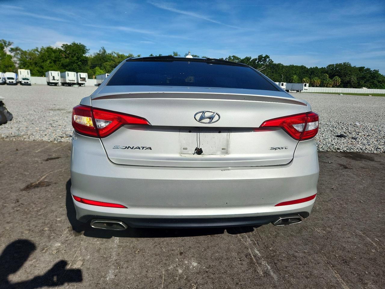 2015 Hyundai Sonata Sport Silver vin: 5NPE34AF2FH138660