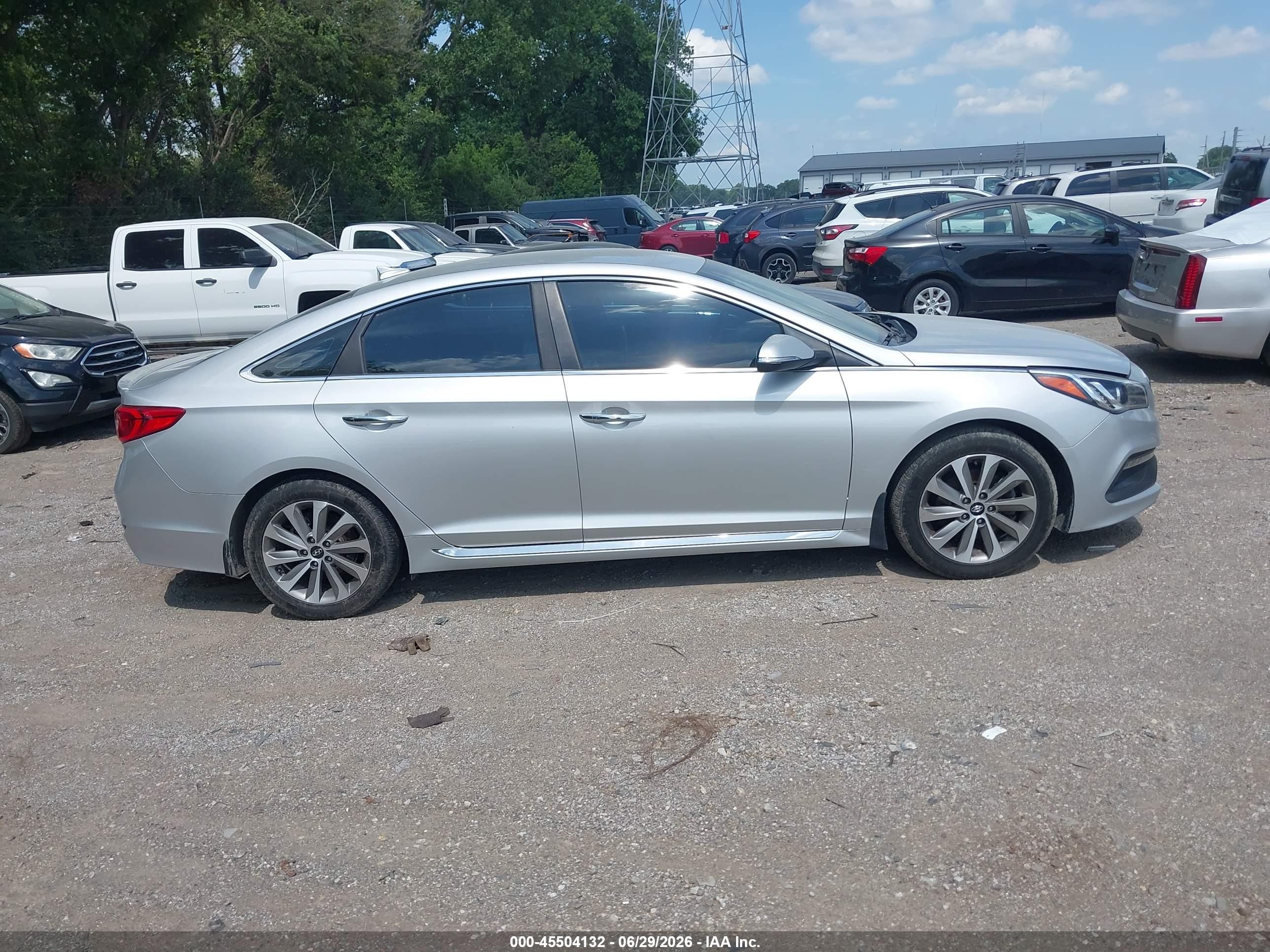 2015 Hyundai Sonata Sport Silver vin: 5NPE34AF2FH149044